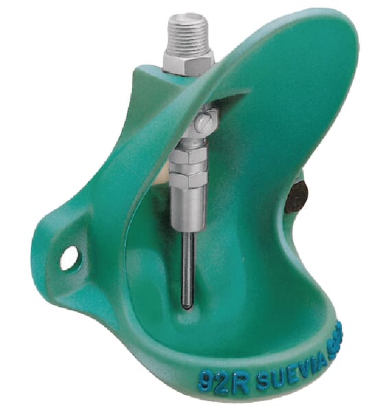 Чавунна поїлка Suevia мод. 92R для поросят 1/2″