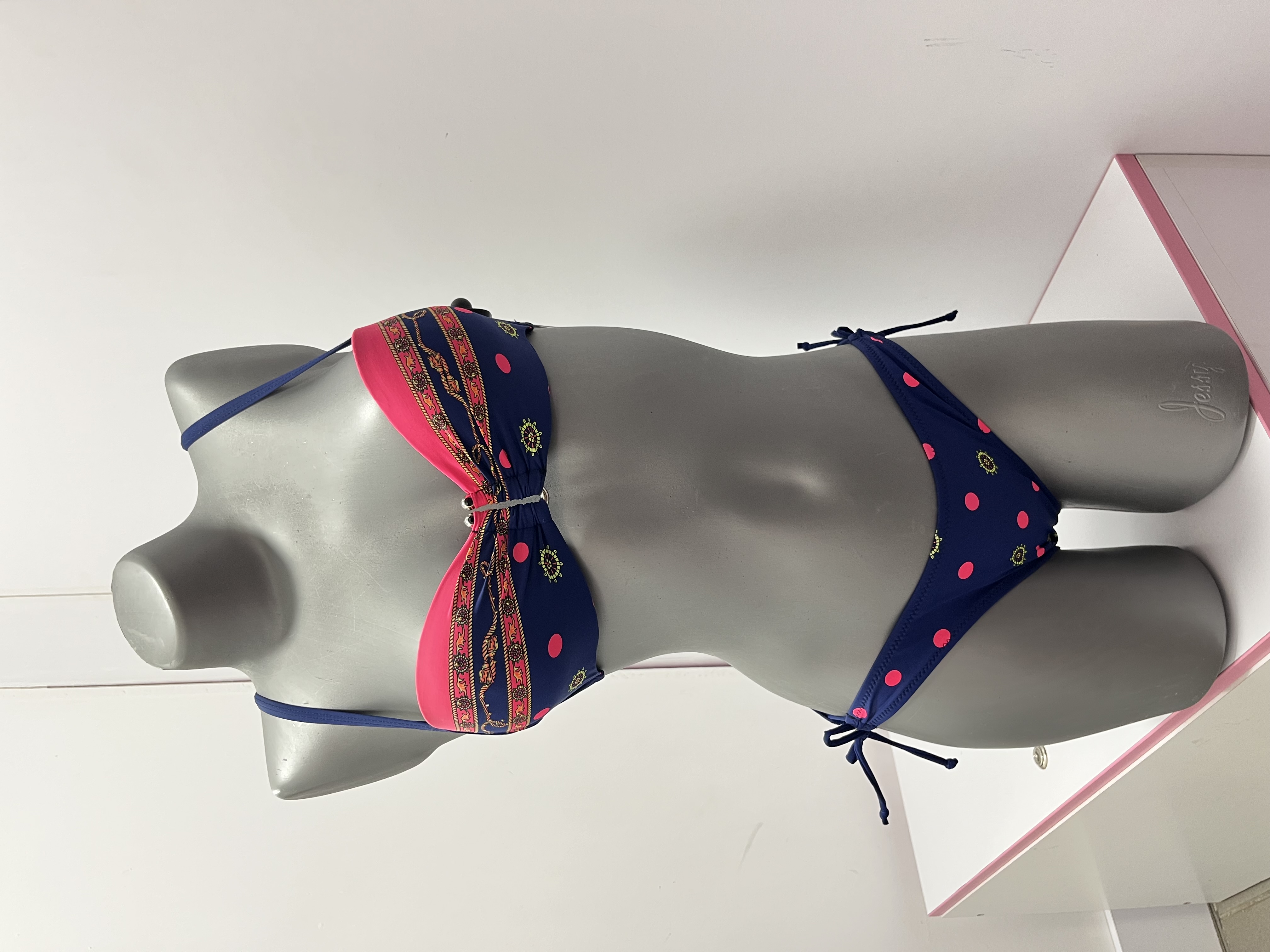 Купальник жіночий акція 350 грн