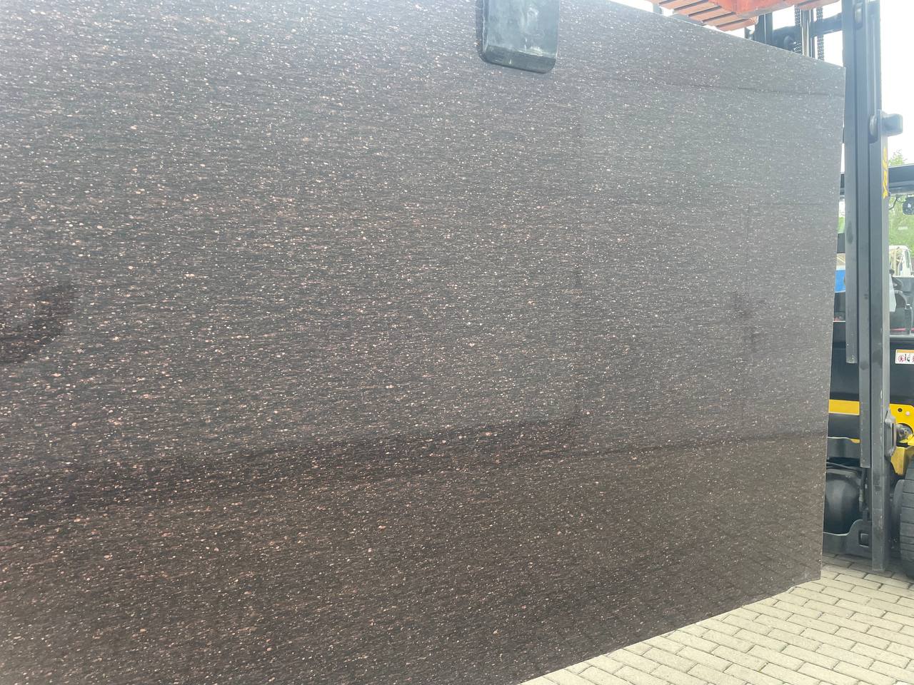 Граніт Cat’s Eyes