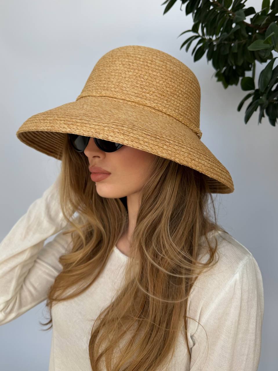 Капелюх Гаспара з великим полем