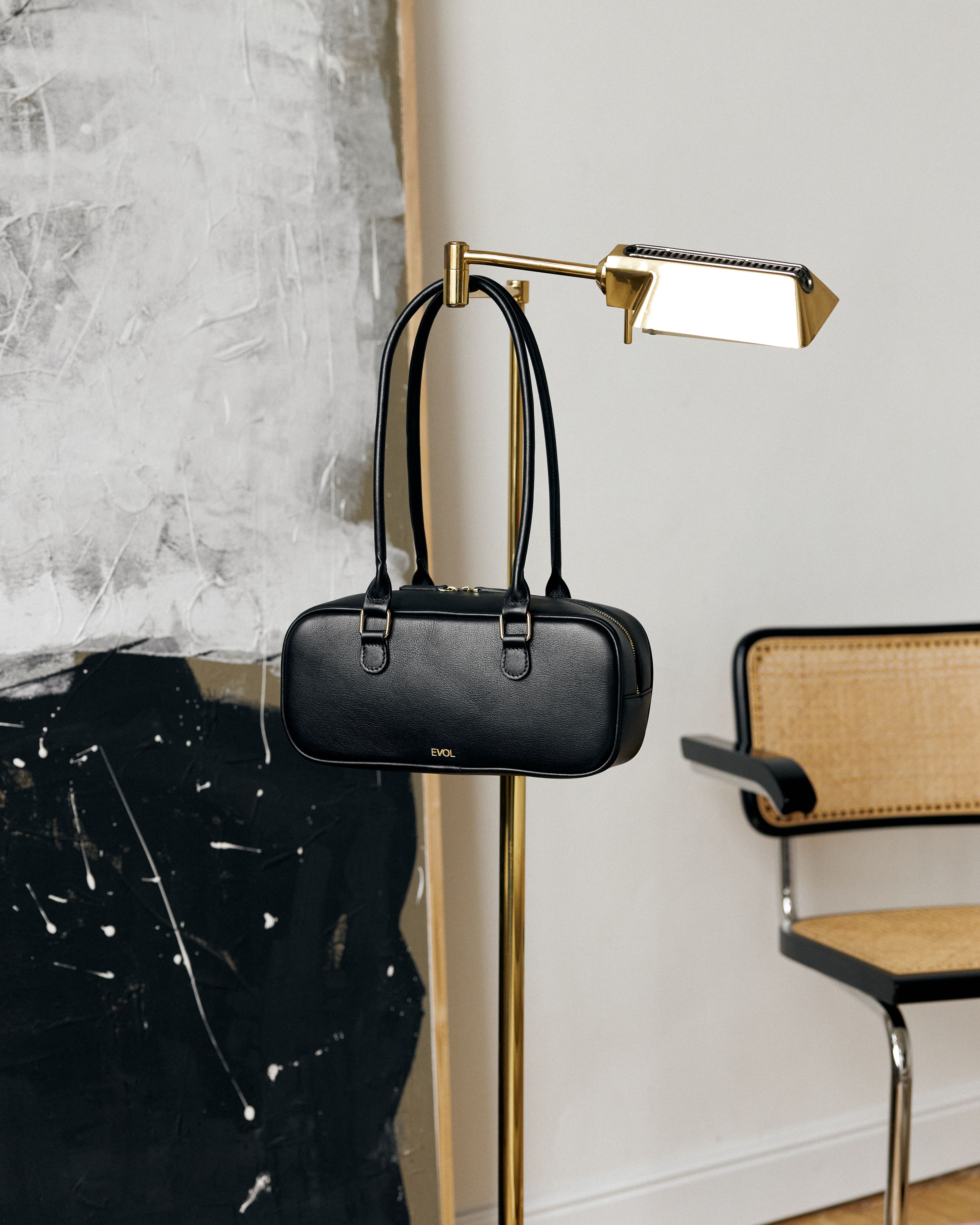 Kiren Bag з натуральної шкіри — жорстка форма, преміальний стиль | EVOL