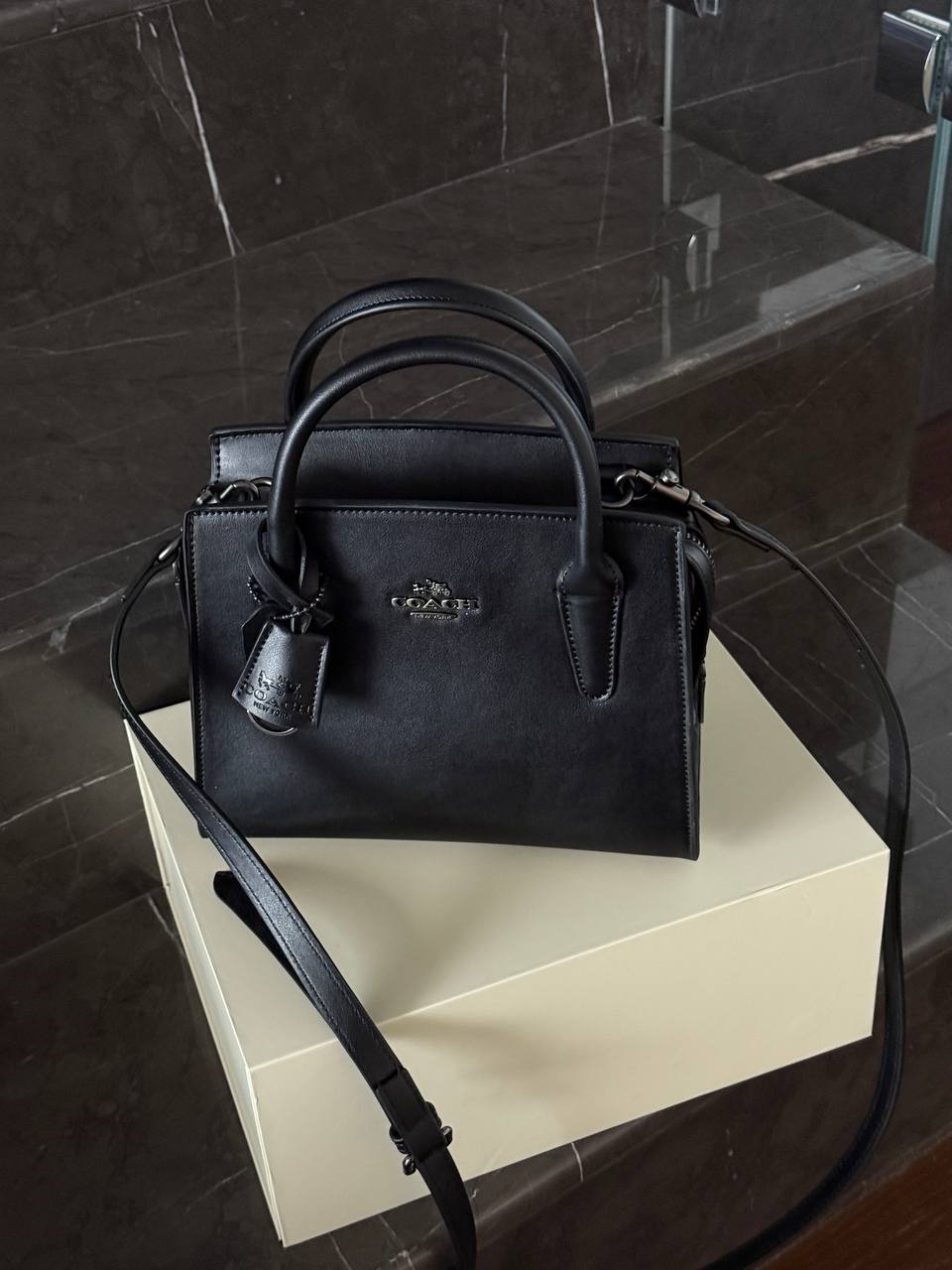 Coach Andrea Carryall Total Black