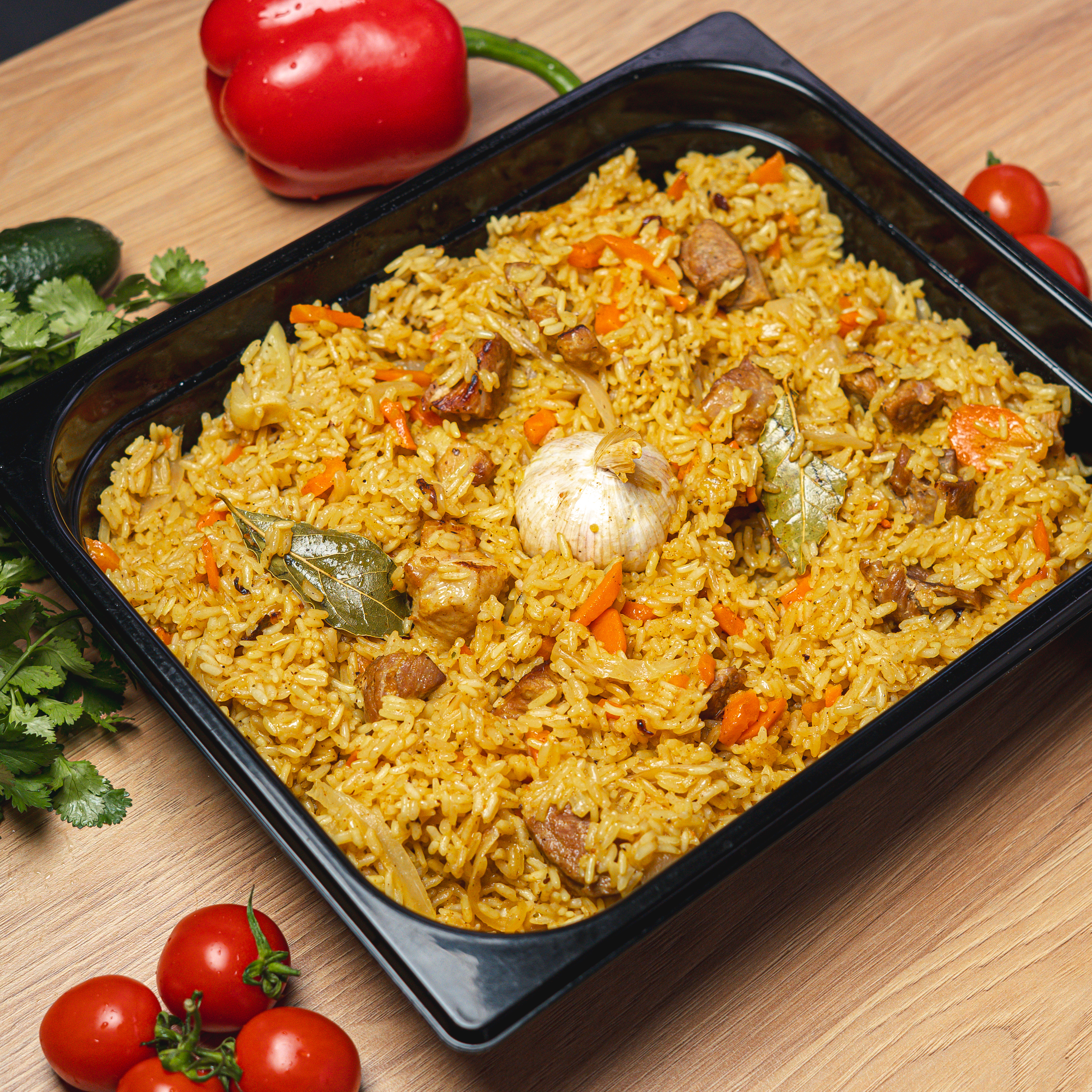 Плов зі свининою