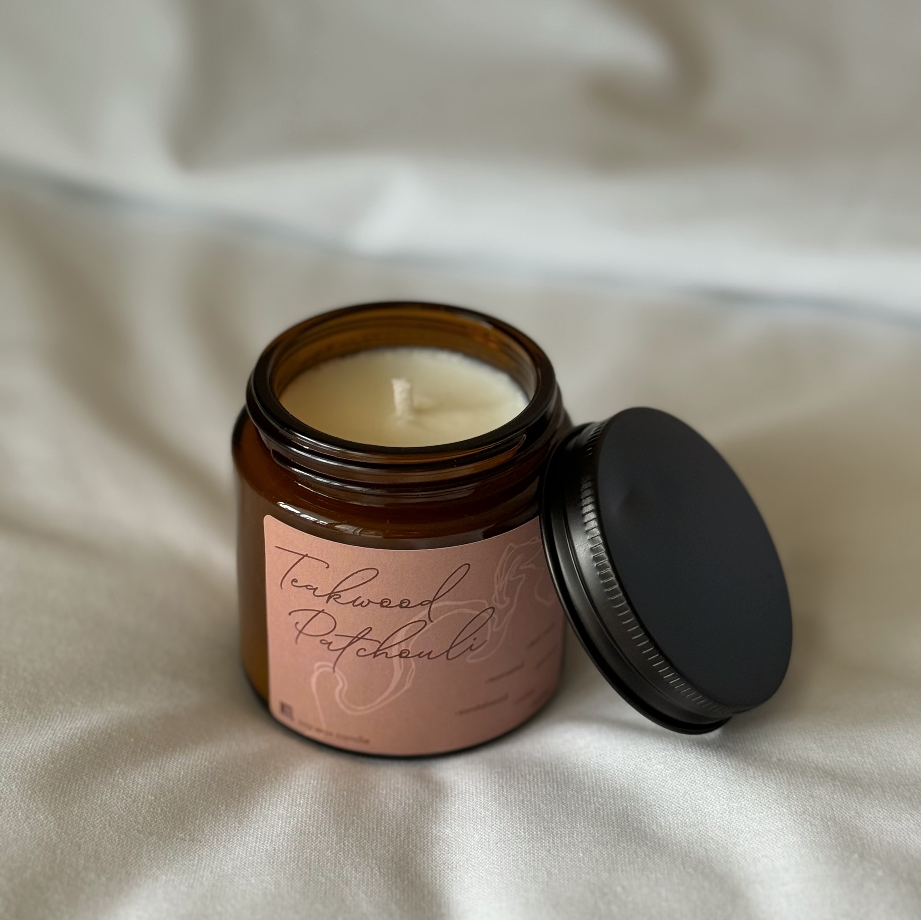 TEAKWOOD & PATCHOULI - соєва свічка