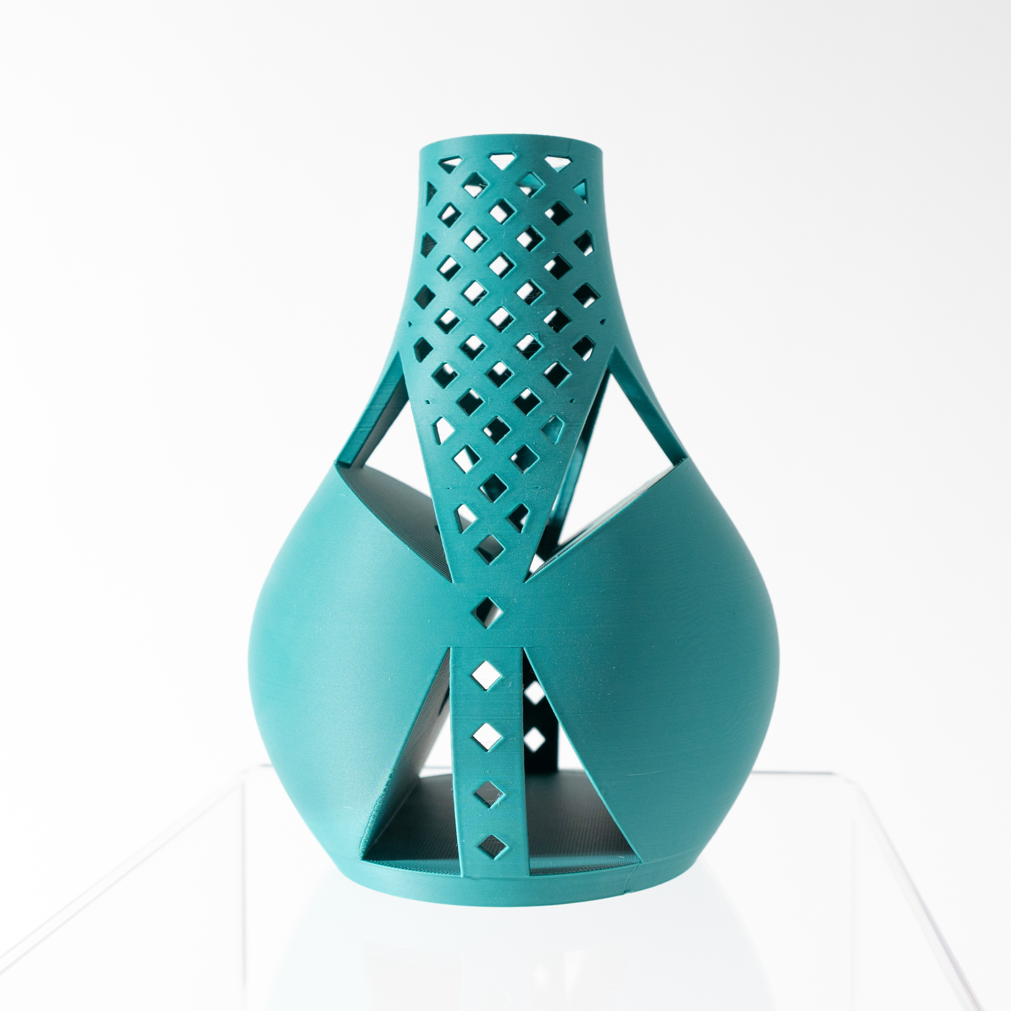 Arin Vase – Modern 3D Printed Flower Vase