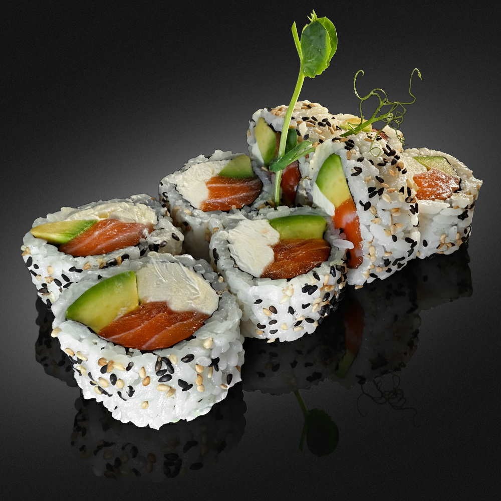 Каліфорнія з лососем у кунжуті