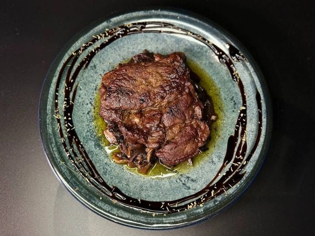 Свинина по-бургундськи