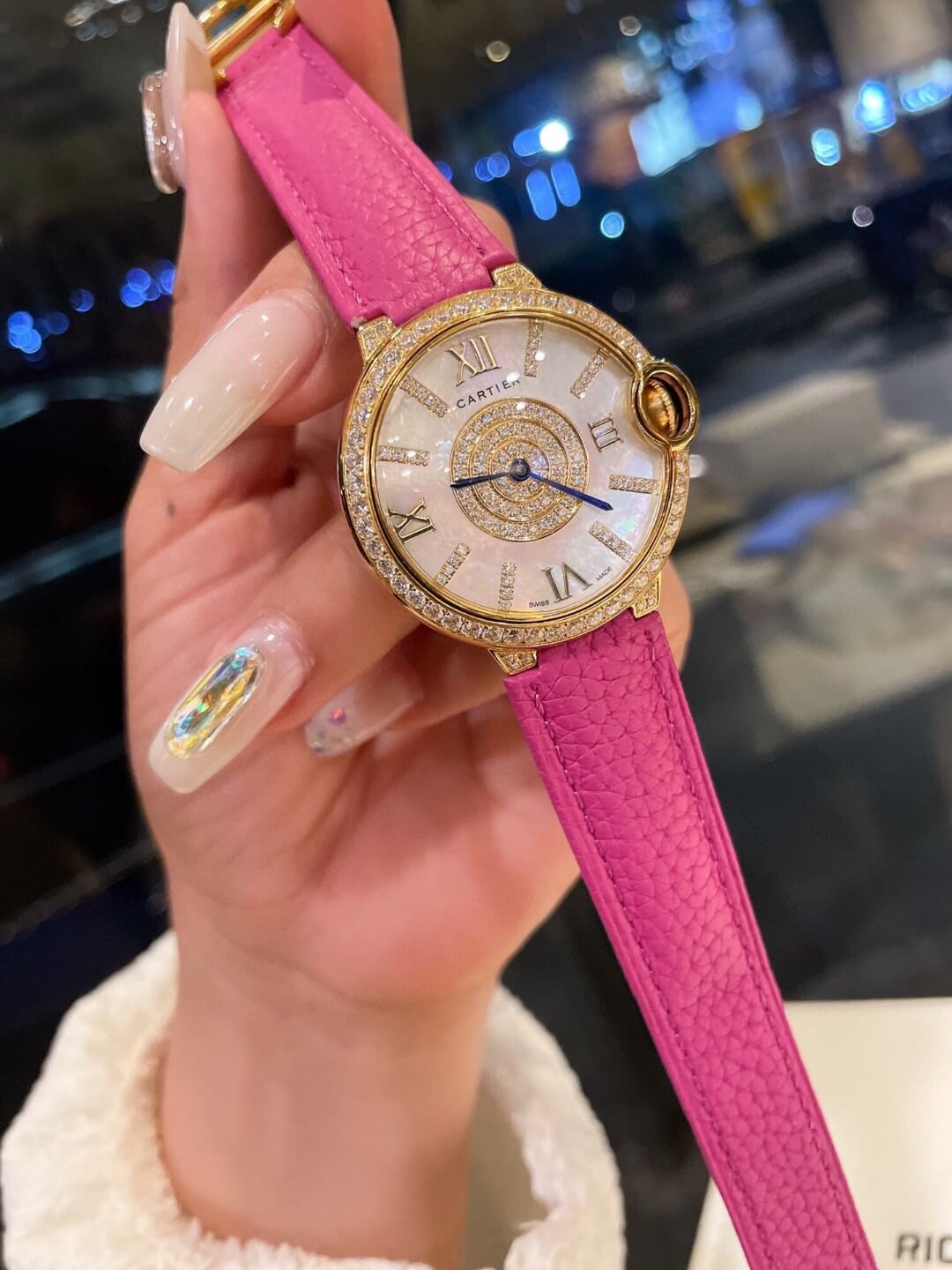 Cartier годинник
