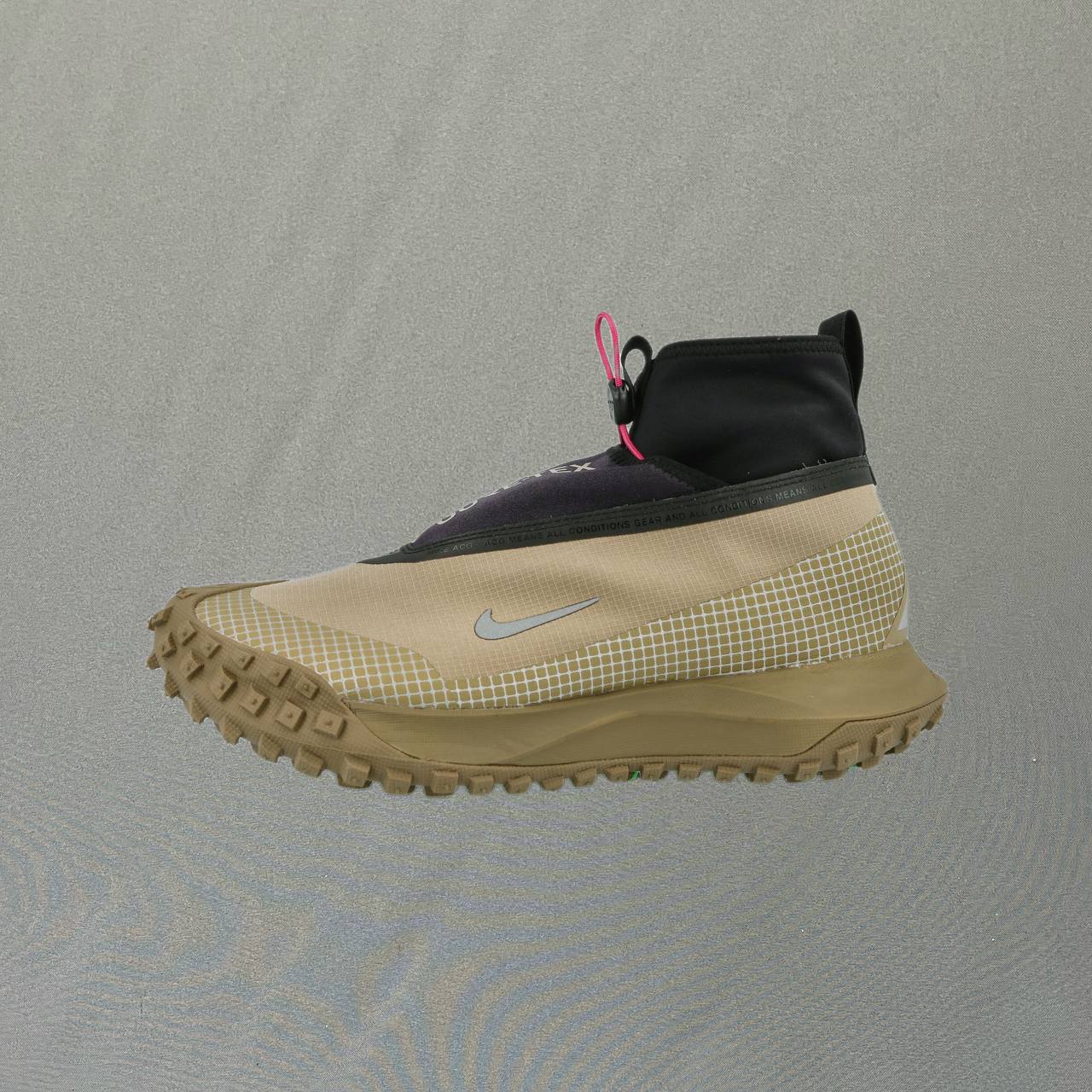 Nike ACG Mountain Fly