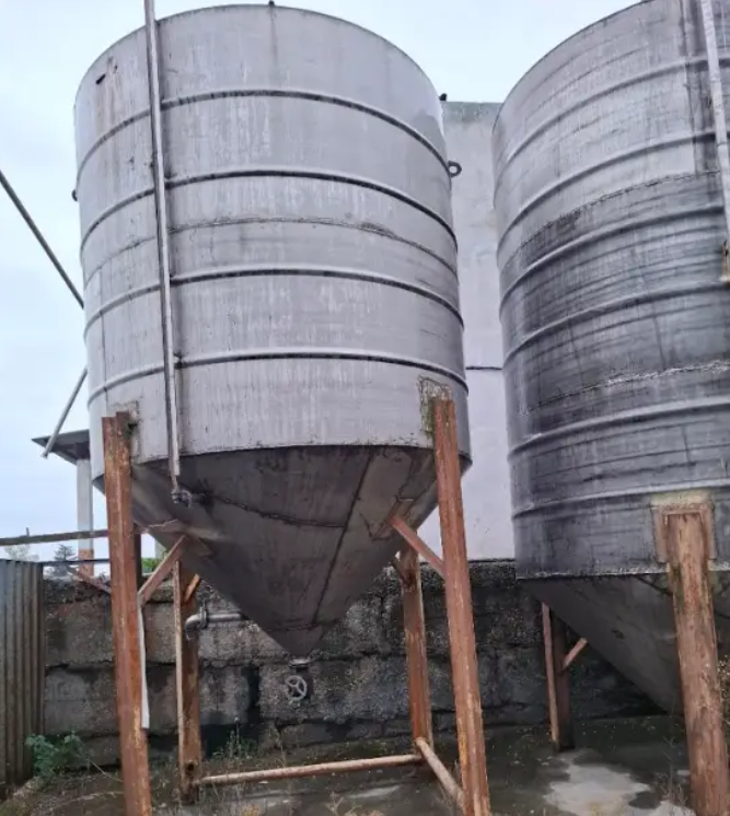 Нержавіючий резервуар 25 куб