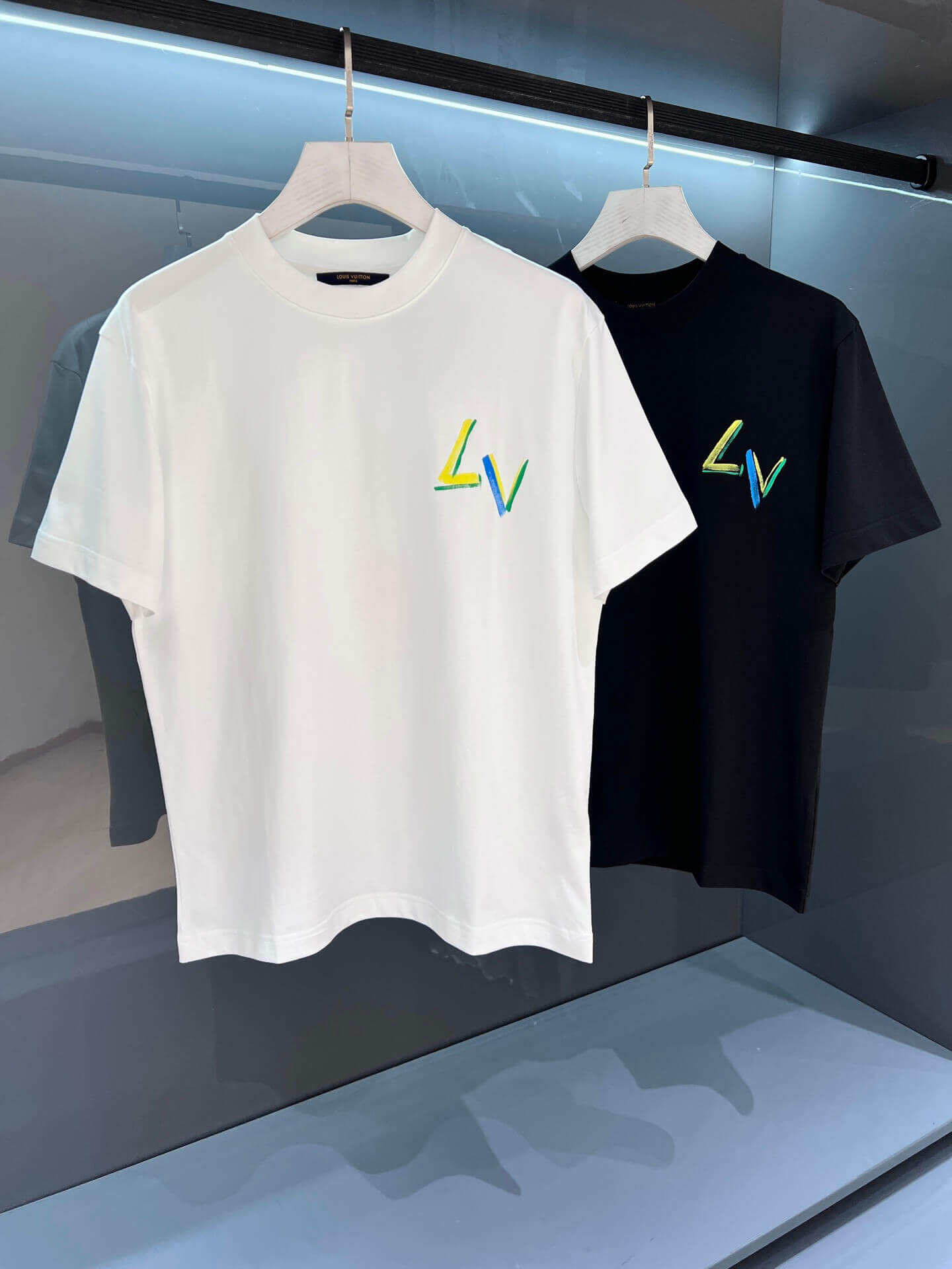 Louis Vuitton футболка
