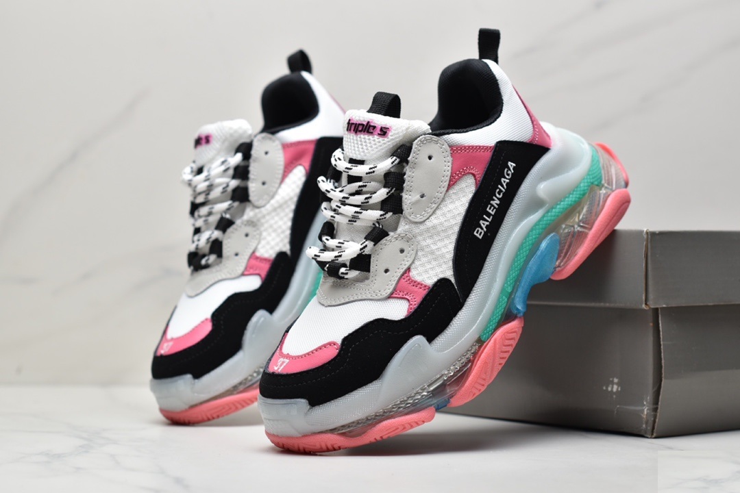 Balenciaga Triple S Sneaker 656686 W06G0 41001