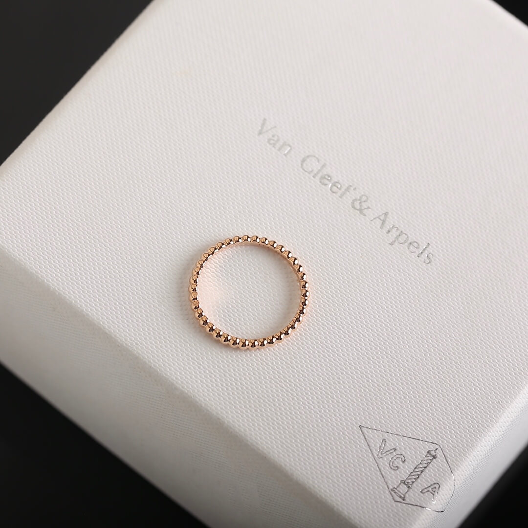 Van Cleef&Arpels каблучка