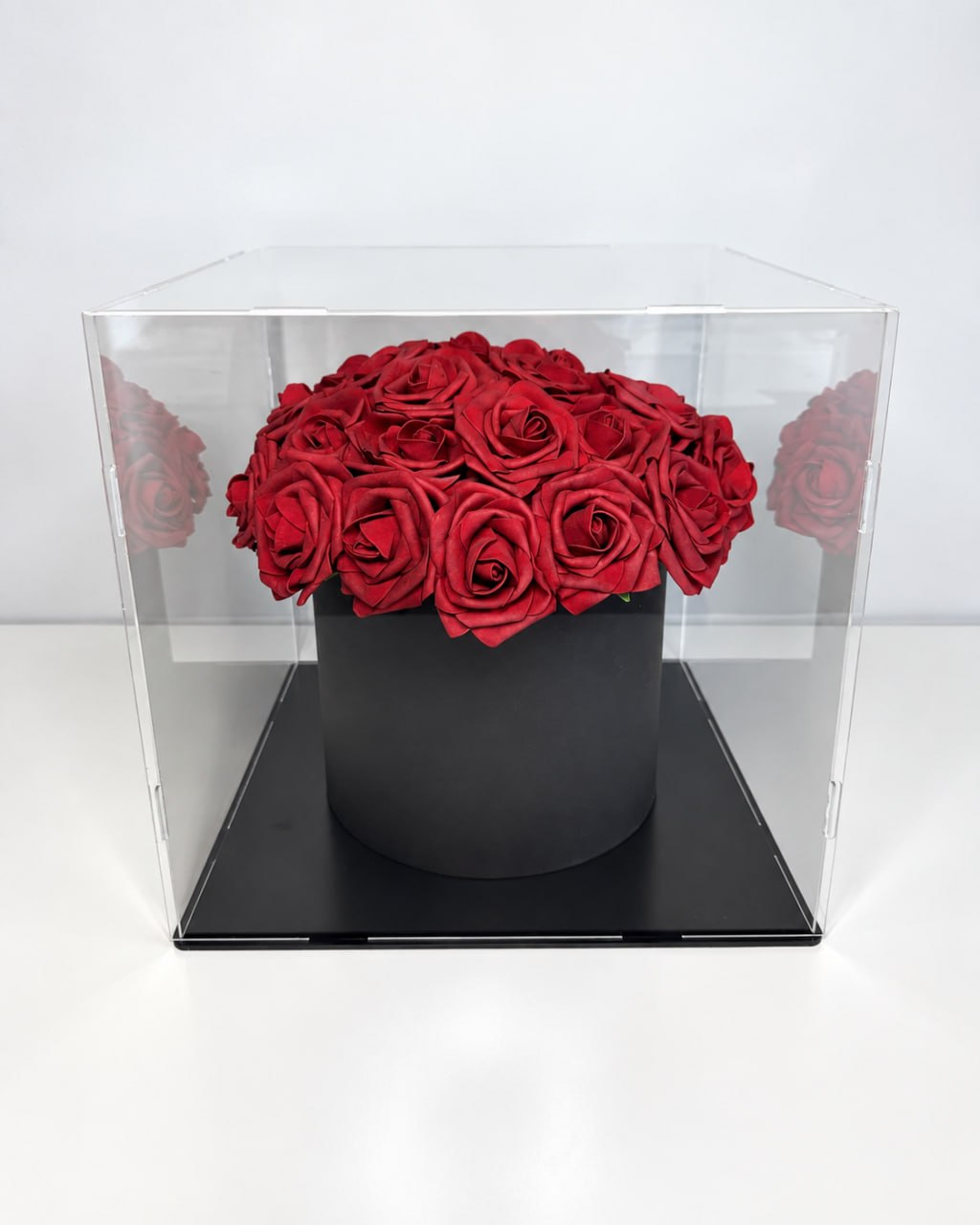 Готова композиція 🌹Троянди бордові в кубі 