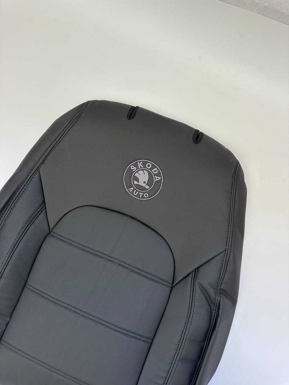 Skoda SuperB 2 з екошкіри