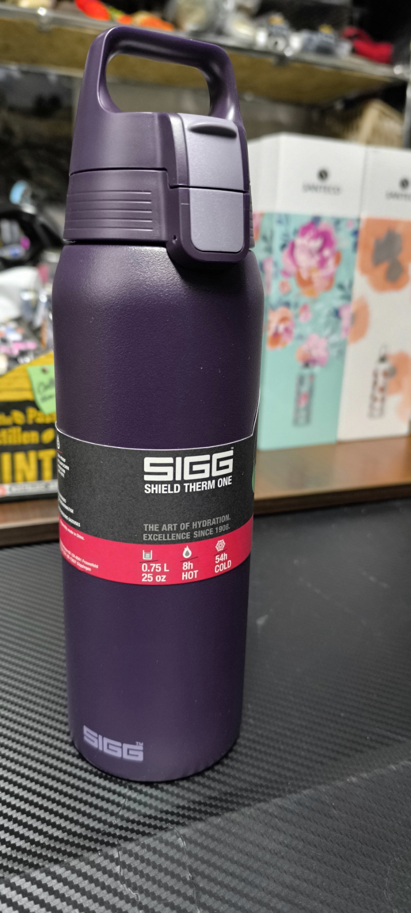Термопляшка SIGG Shield One Nocturne 0,75L