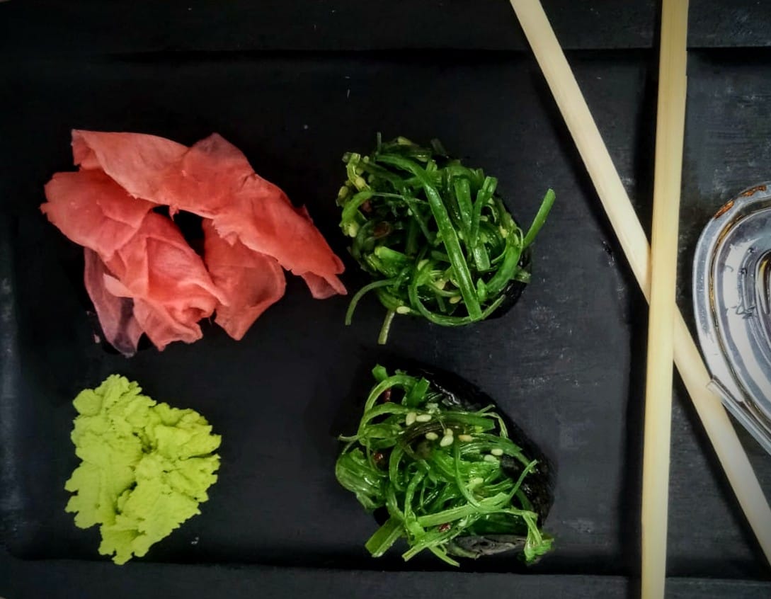 Gunkan wakame