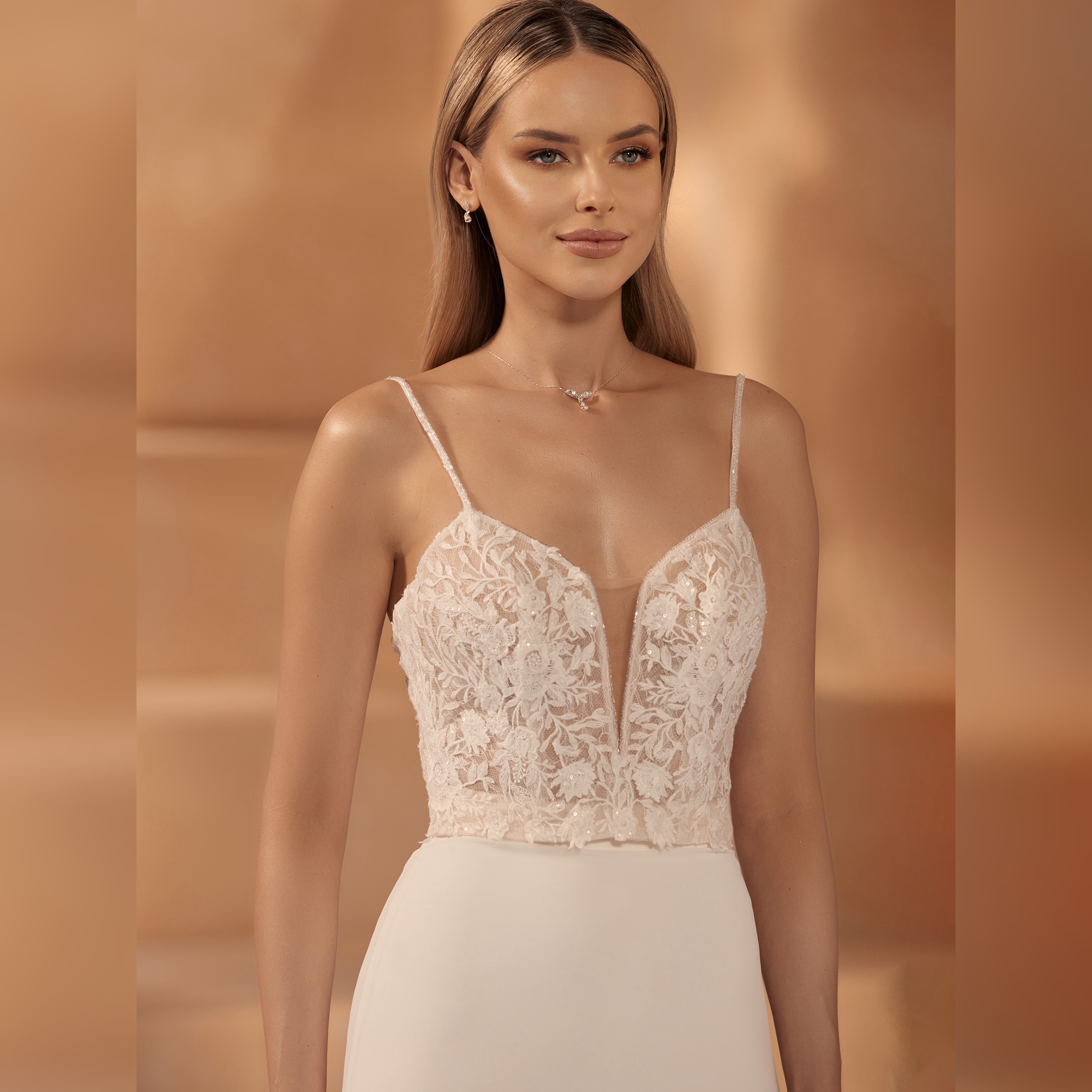 Bianco Evento Brauttop E447