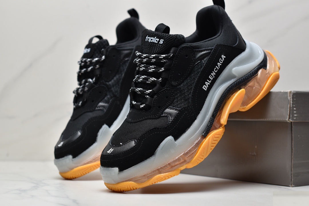 Balenciaga Triple S Sneaker 656686 W06G0 122231