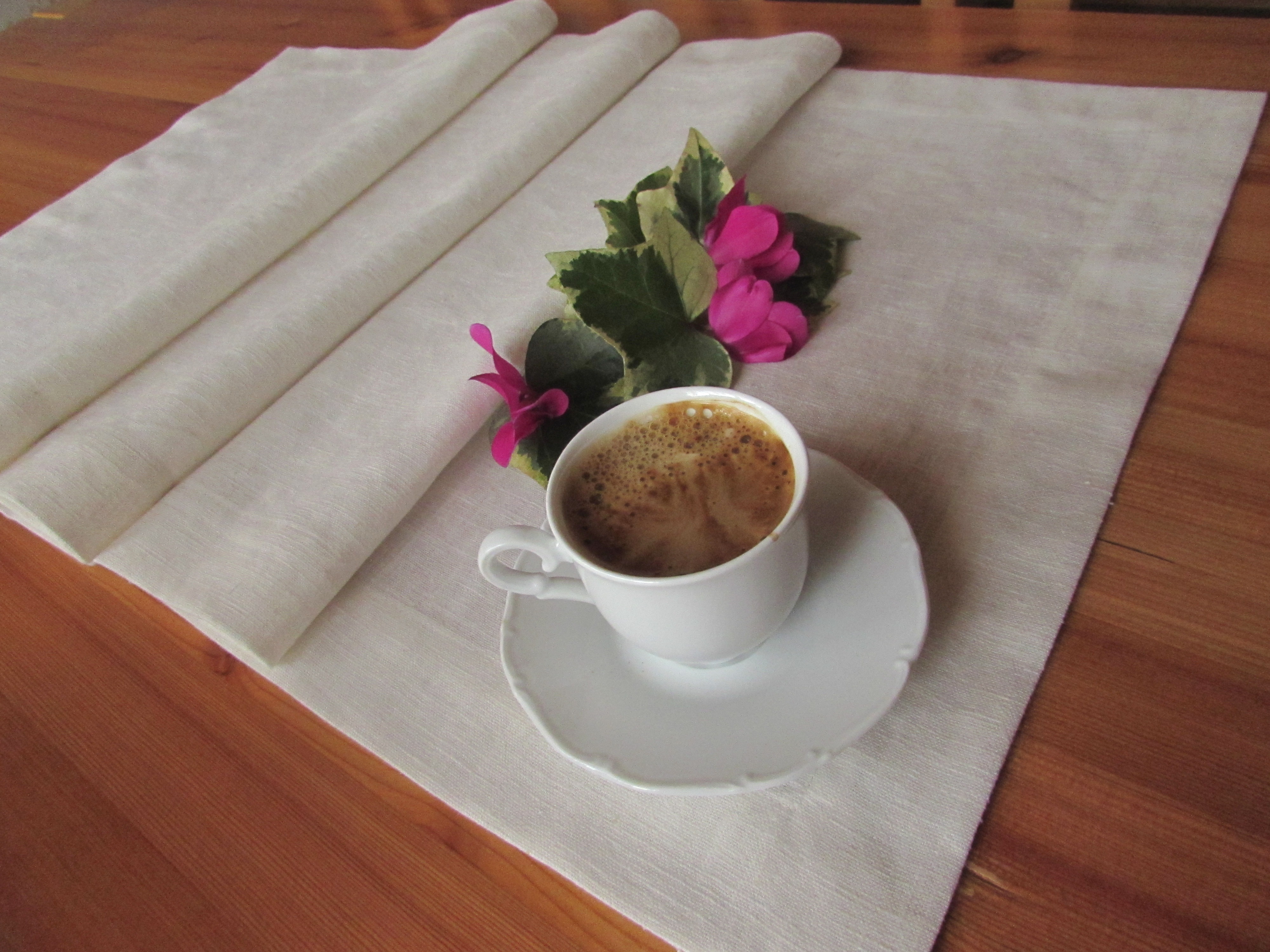 White ľanová štóla