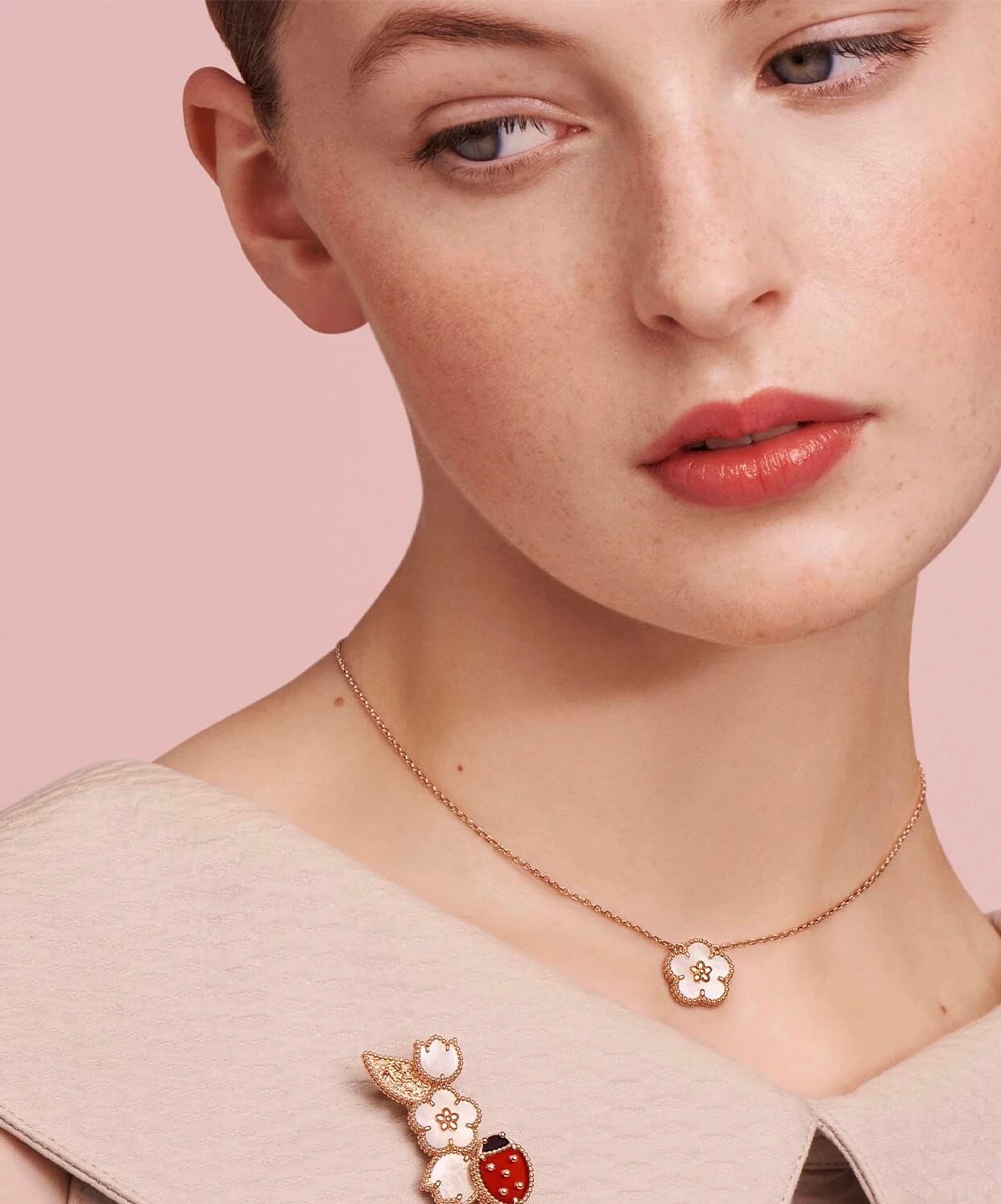 Van Cleef&Arpels підвіска золота