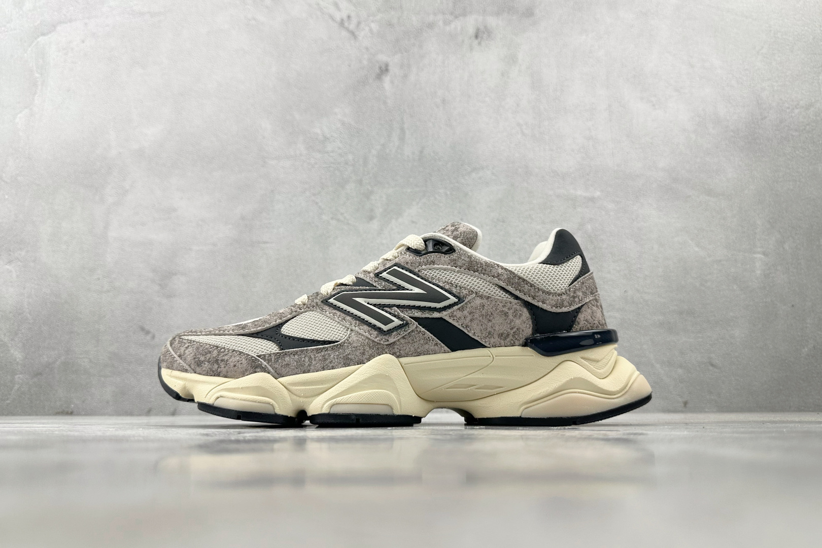 New Balance  U9060SNA
