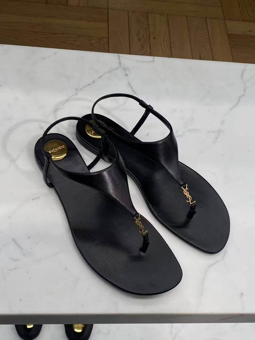 Yves Saint Laurent босоніжки