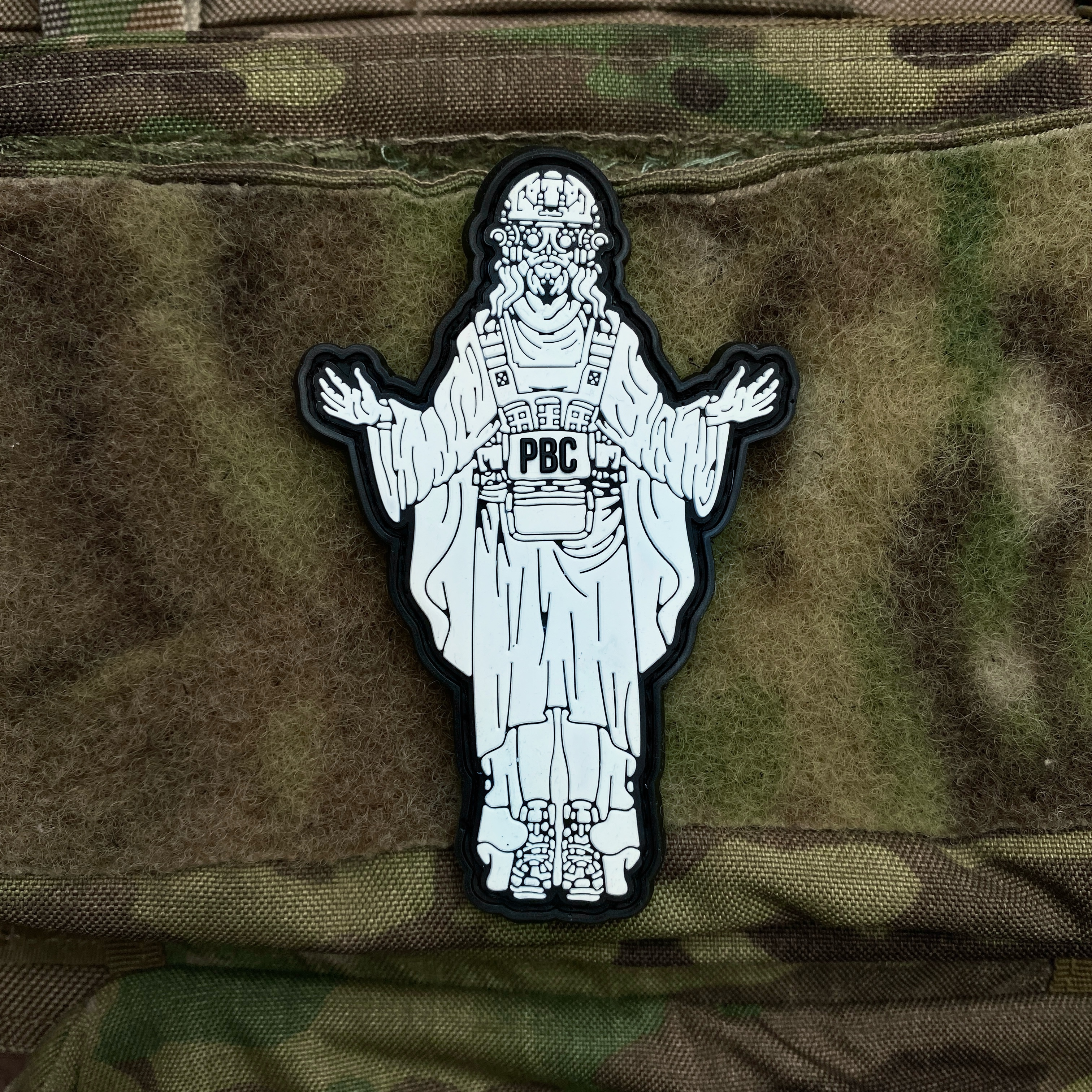 Оригінальний патч «Тактичний Ісус» від бренду "PARACORD BY CAT".