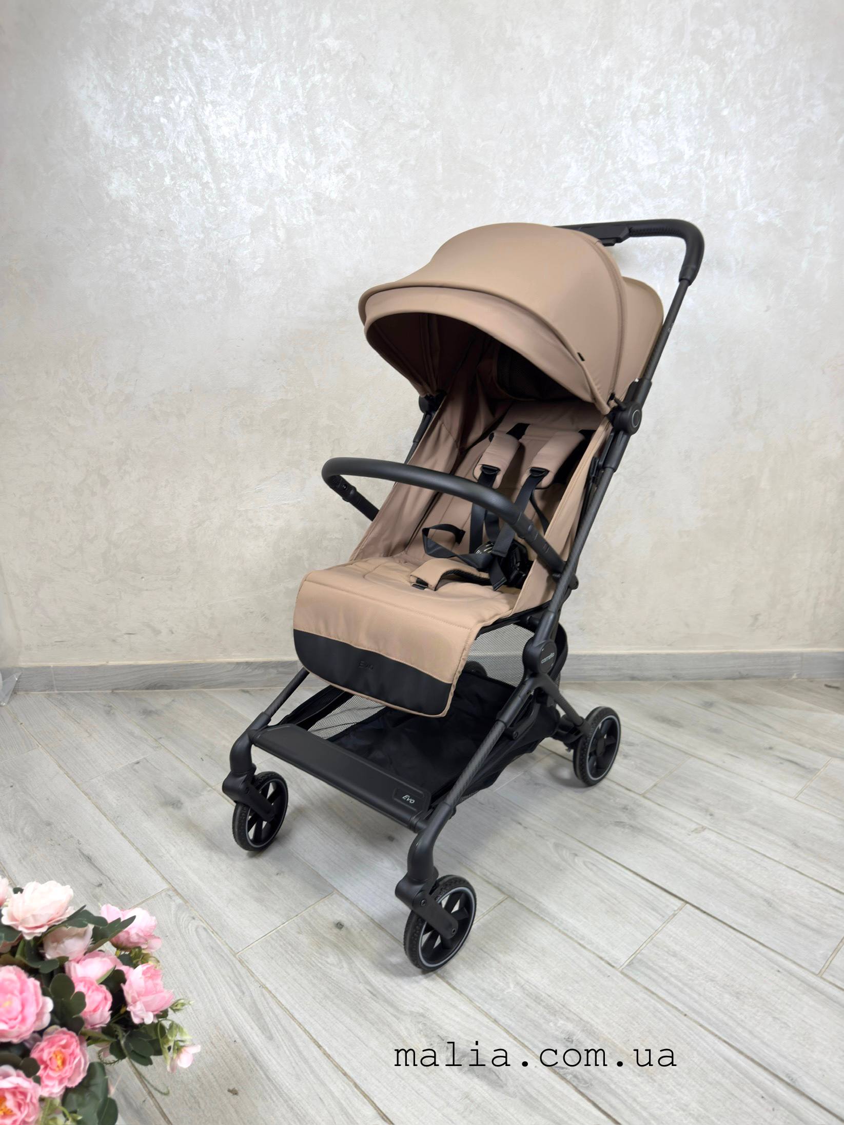 Прогулянкова коляска CARRELLO Evo CRL-5533 Parchment Beige