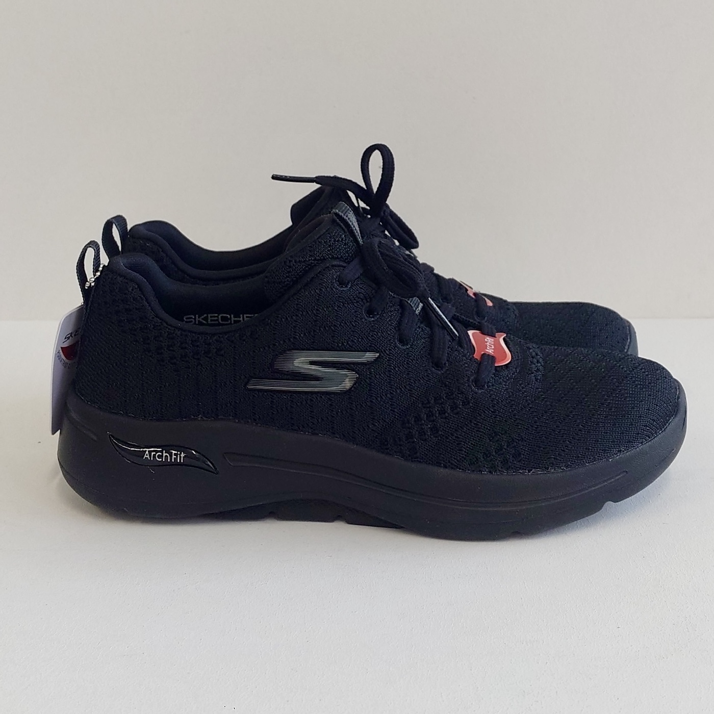 Кросівки жіночі Skechers (36)