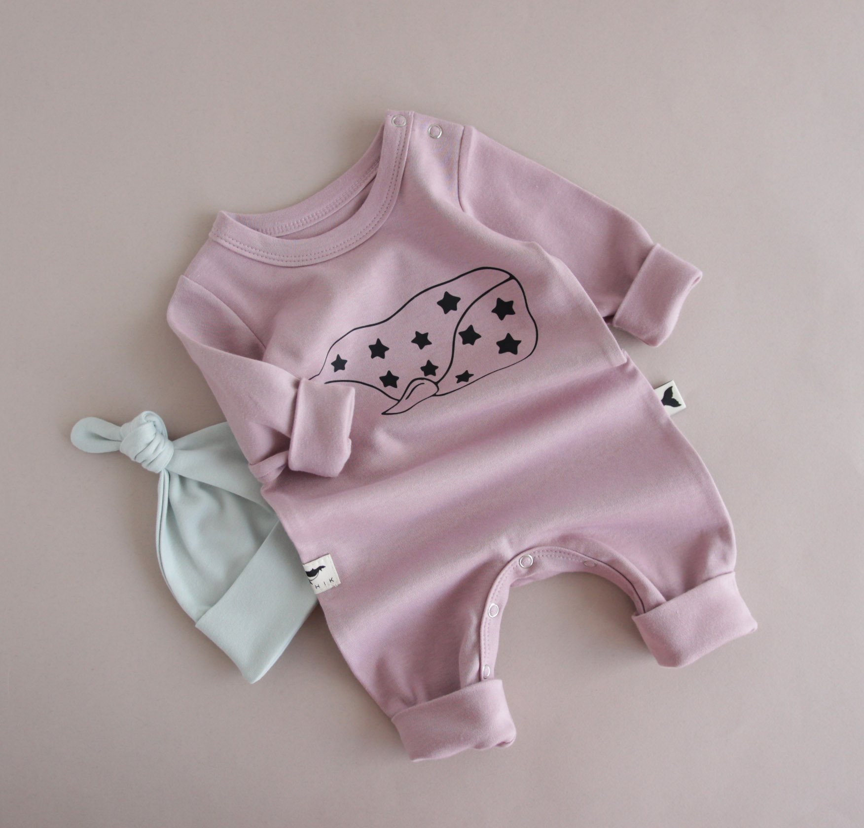 Ромпер та шапочка для новонародженого