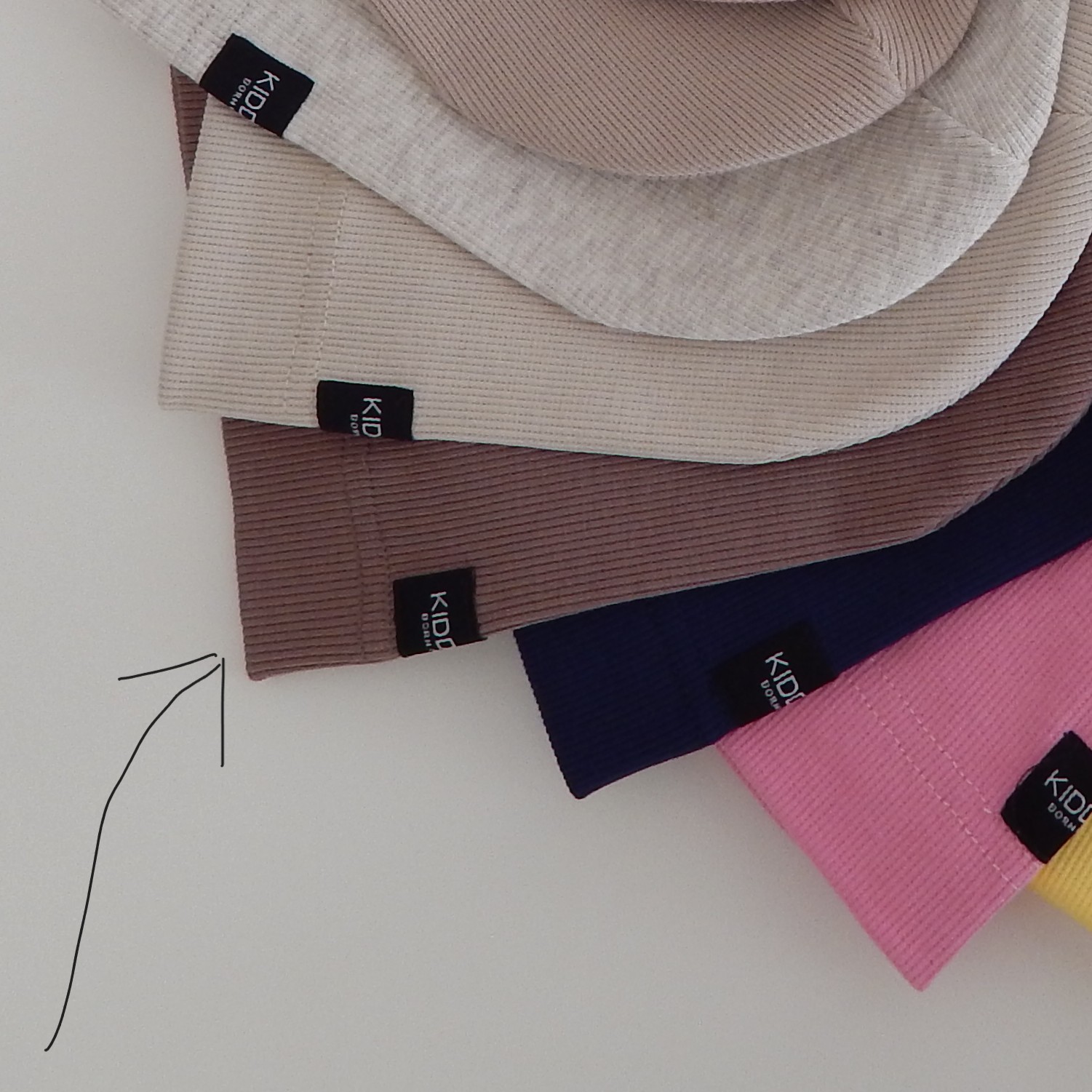 Одношарова шапка капучино