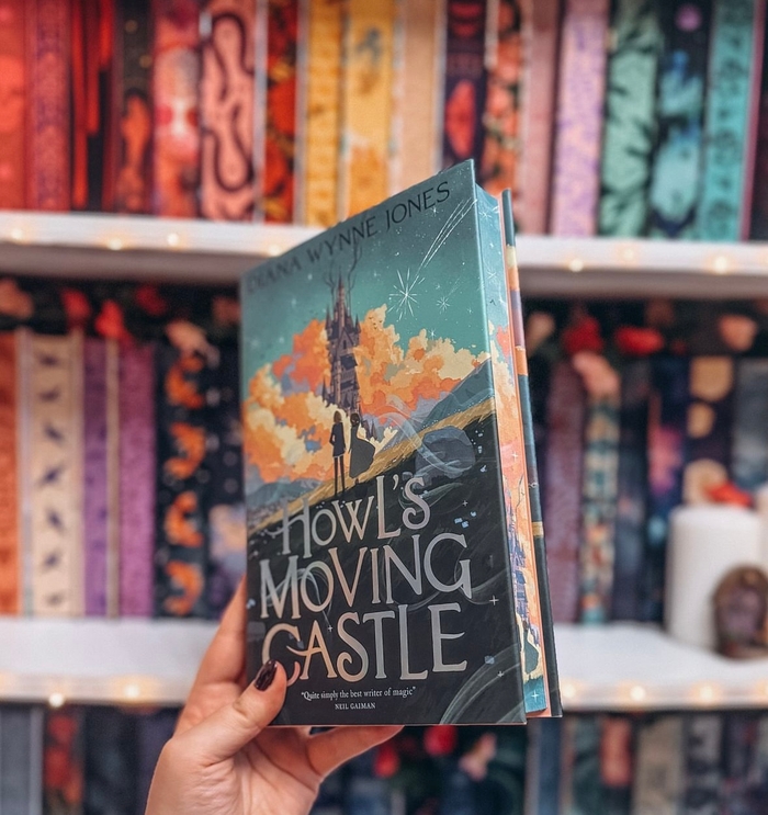 Howl’s Moving Castle Diana Wynne Jones Fairyloot Edition