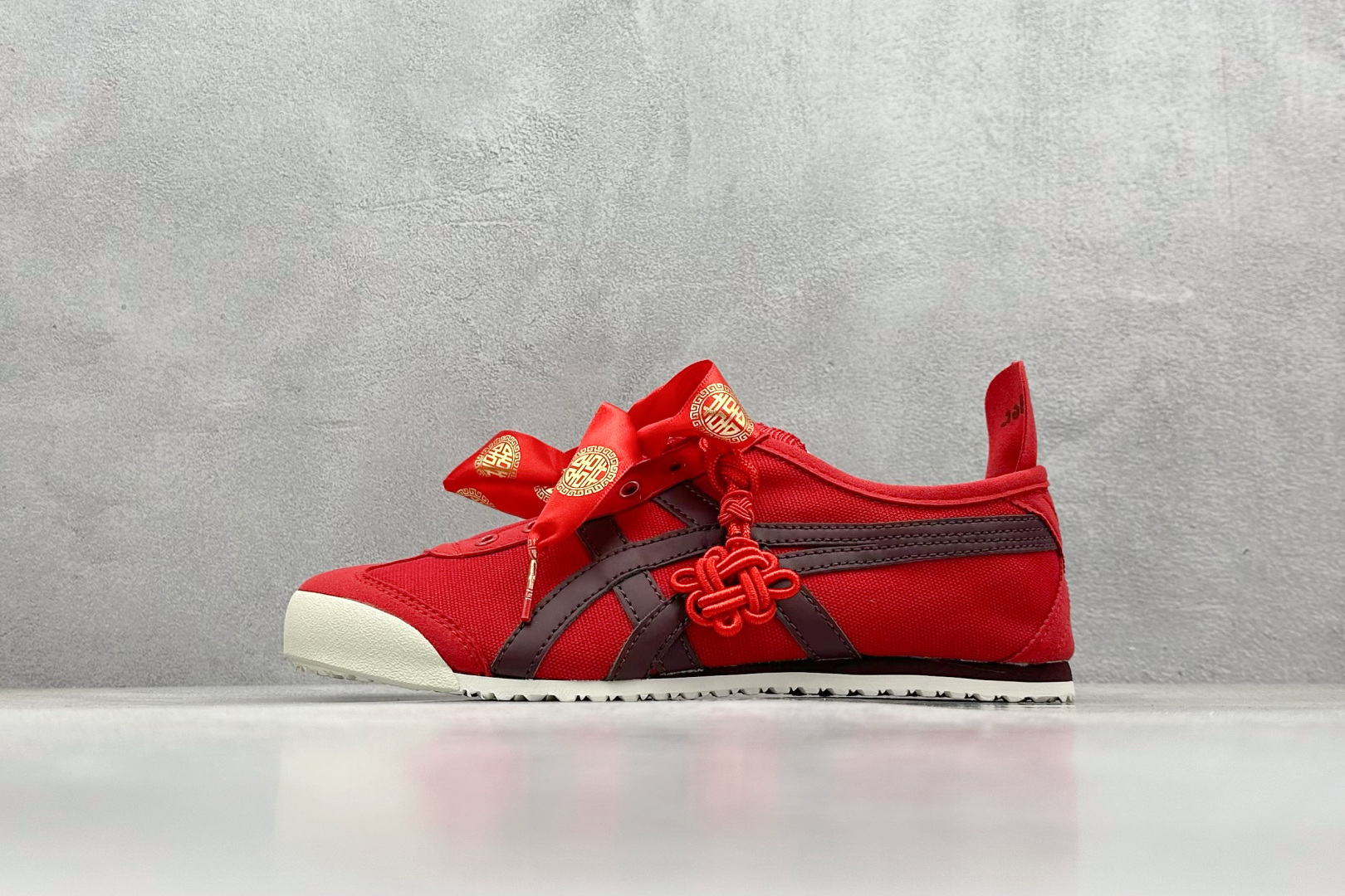 Onitsuka Tiger Mexico 66 Slip-on New Year Custom Wedding Shoes 1183A360-205