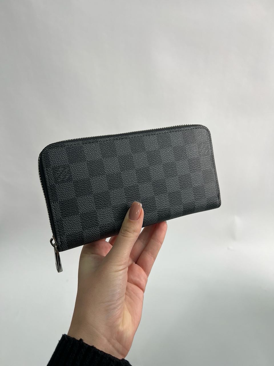Louis Vuitton Zippy Wallet Damier Grey
