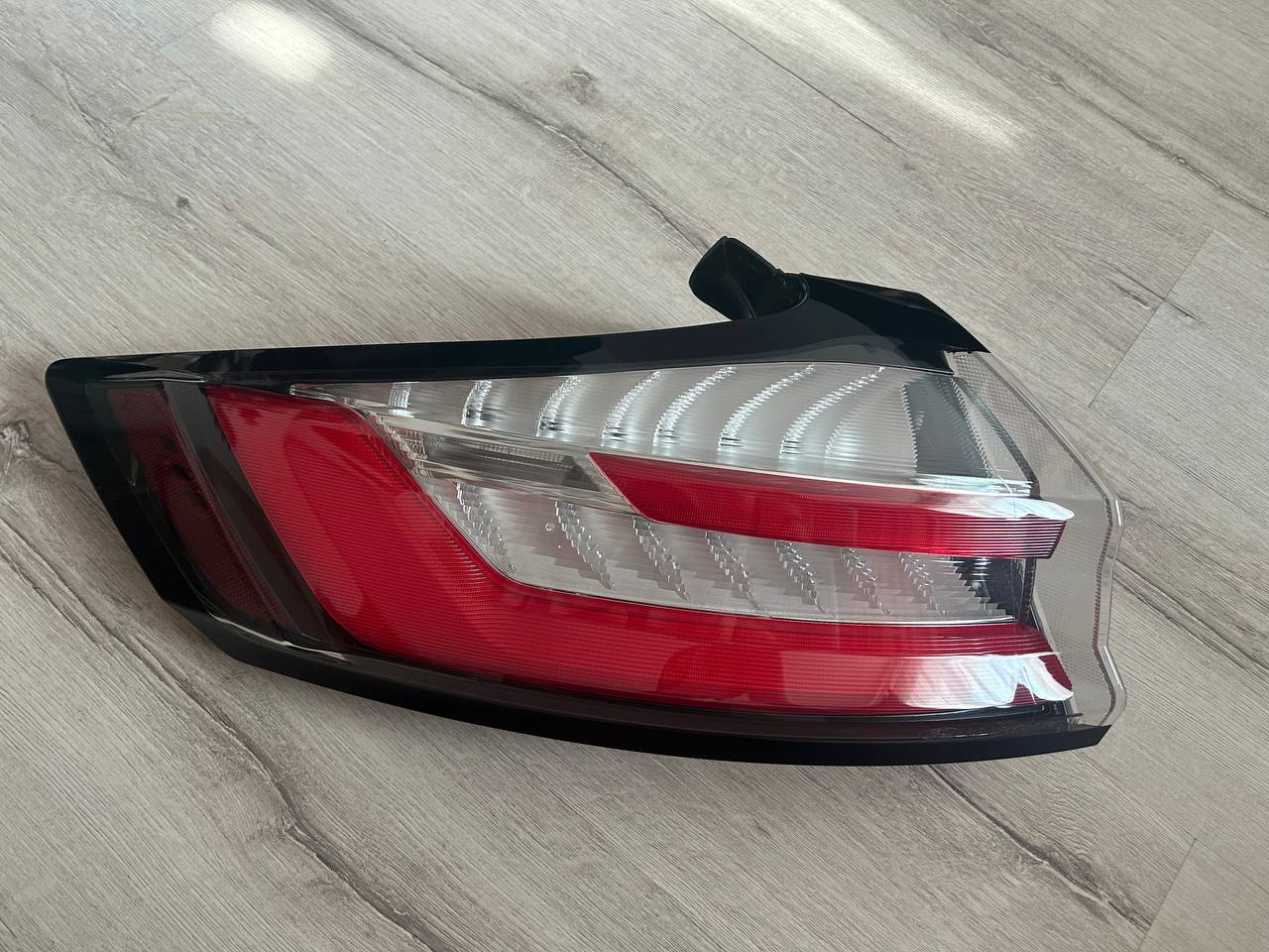 Ford Edge комплектація Titanium б.у оригінал Ліва в крило 2018 - 2024 роки