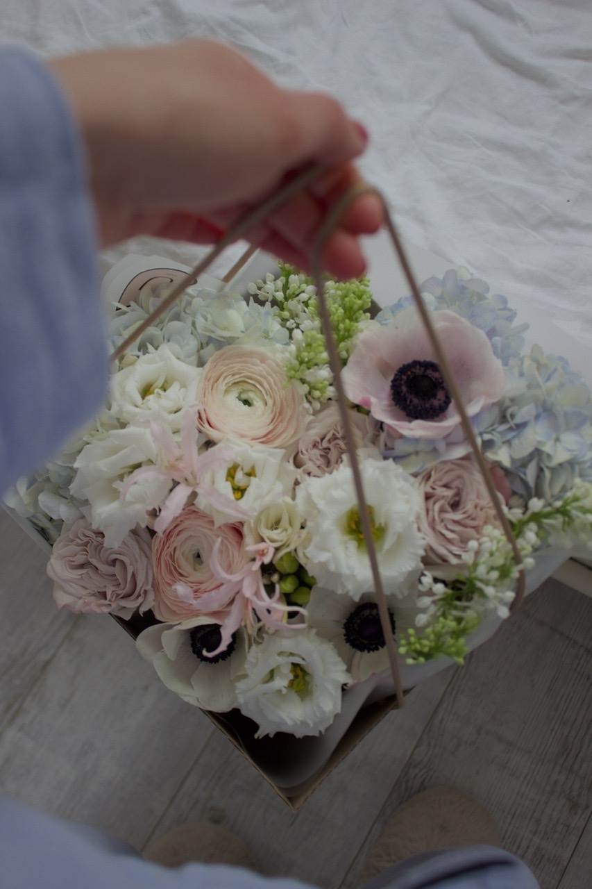 БУКЕТ З АНЕМОНАМИ