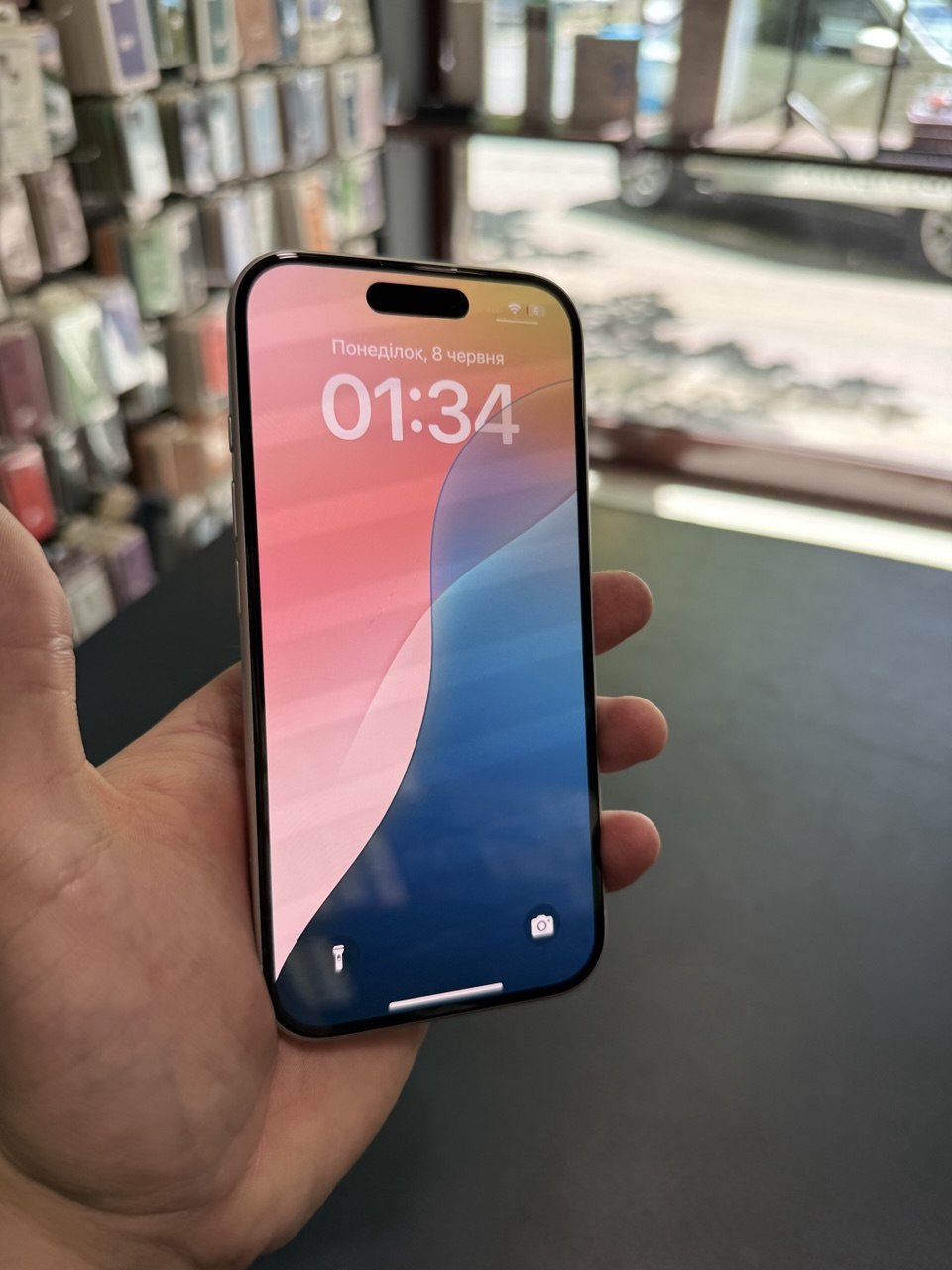 iPhone 16 128gb, фізична SIM-карта. Дуже хороший стан!