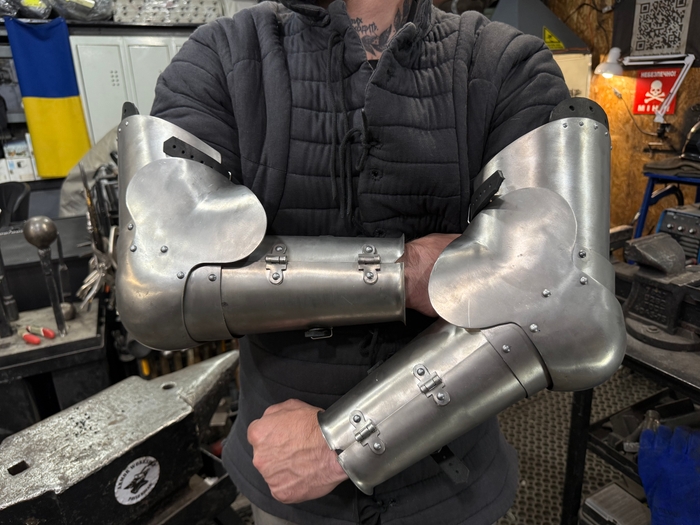 titanium hands model two