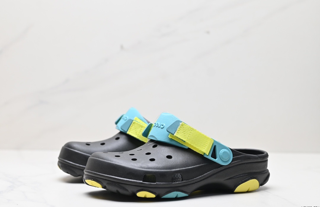 Crocs Classic Clog 07