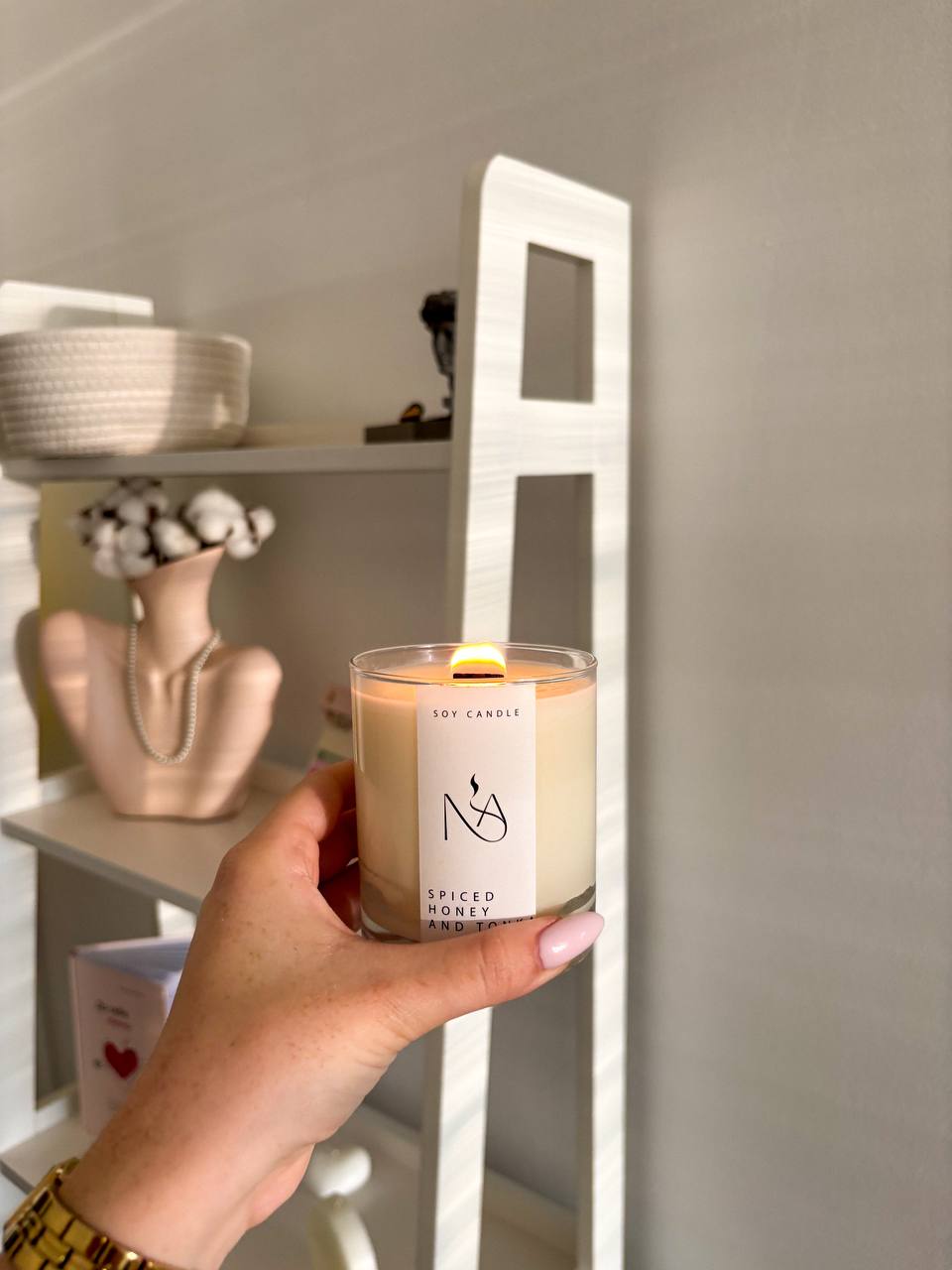 Свічка "Пряний мед та тонка"