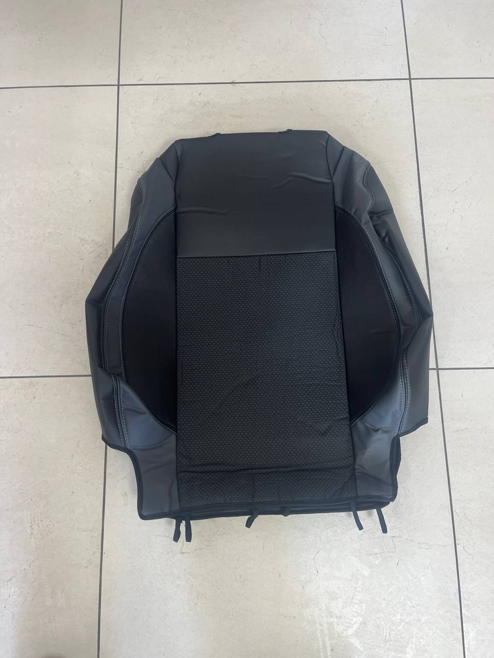 Chevrolet Aveo T250 чохли з екошкіри та тканини