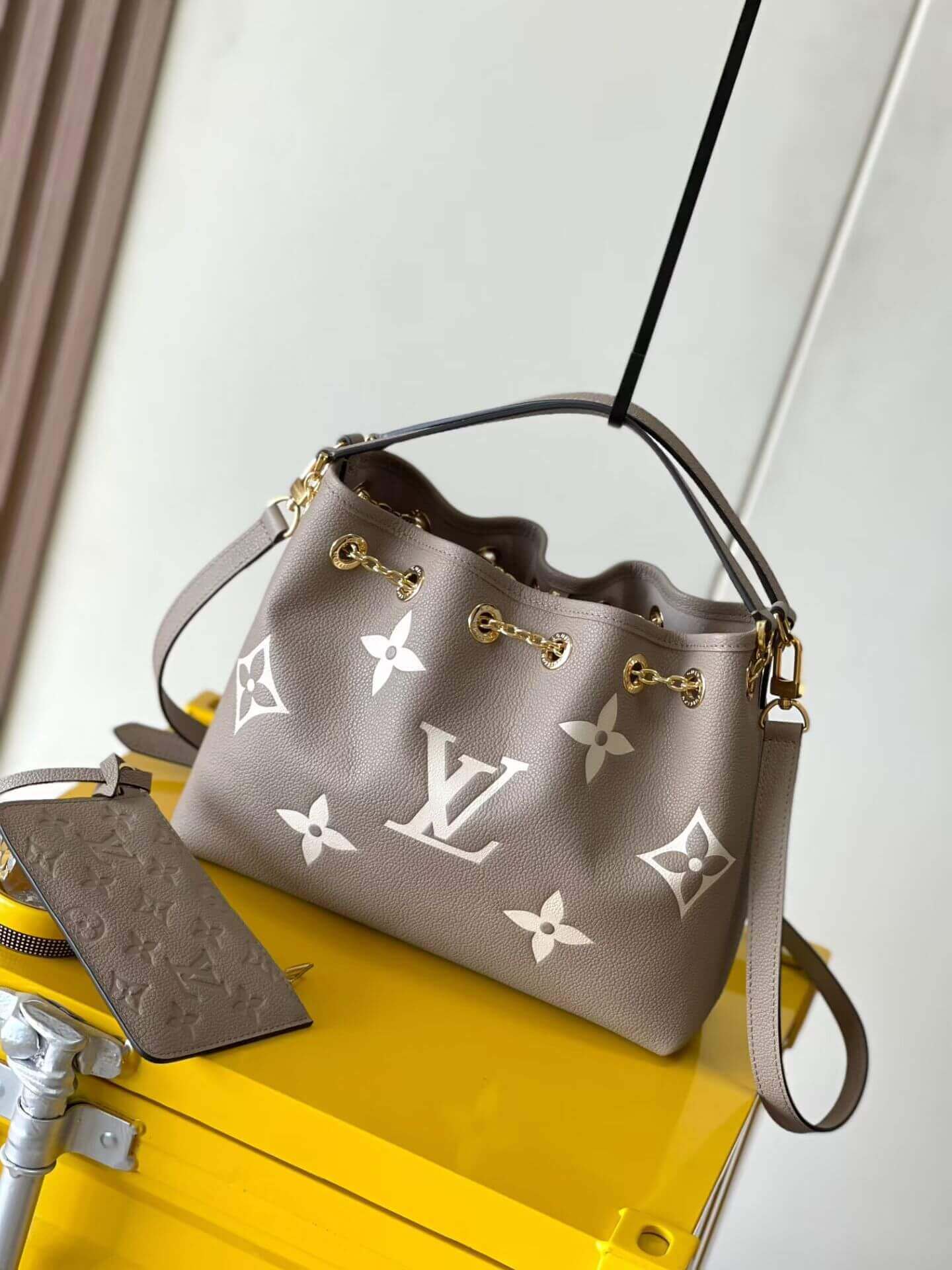 Louis Vuitton сумка