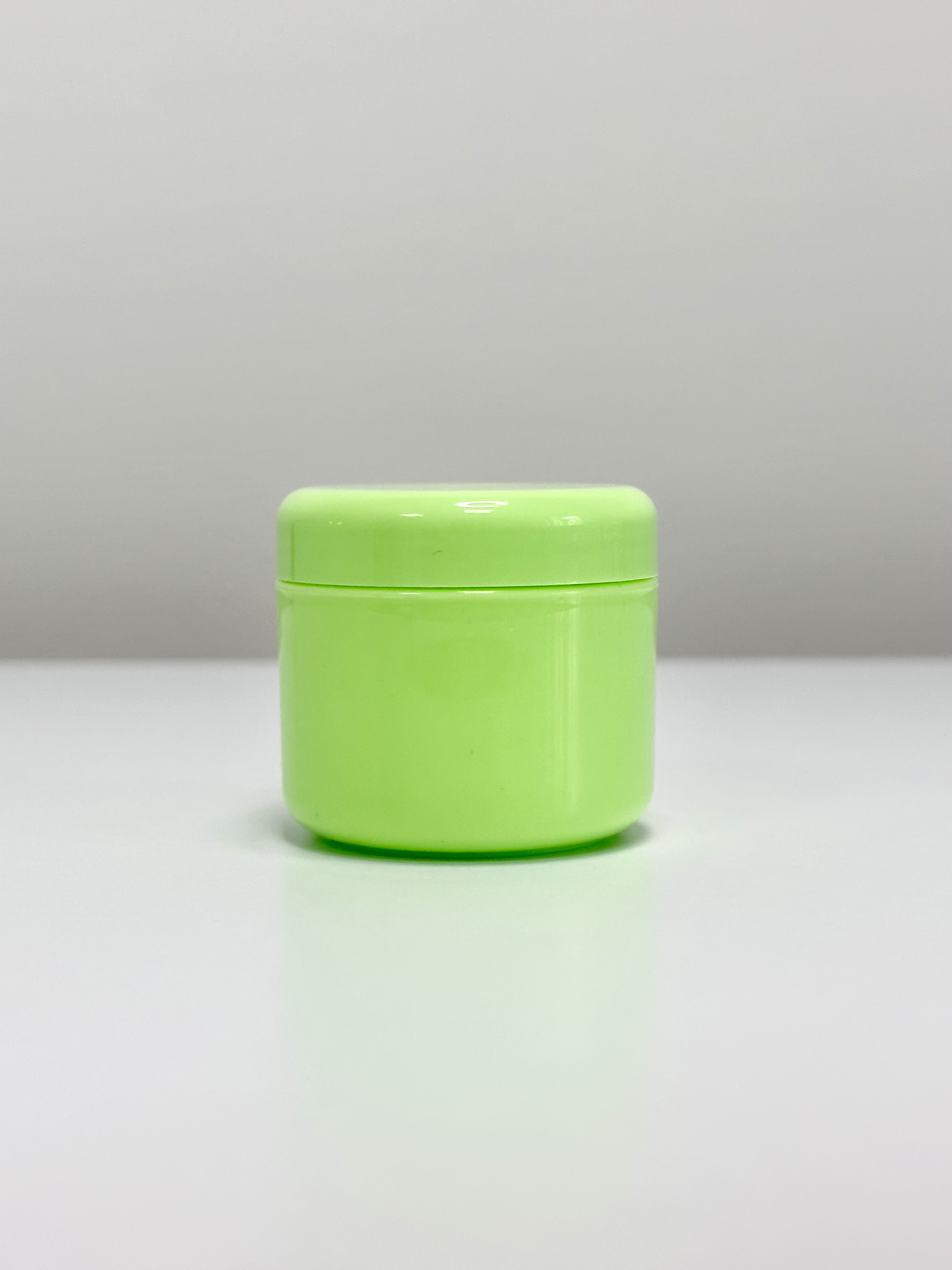 Баночка косметична 30 мл пластикова зелена