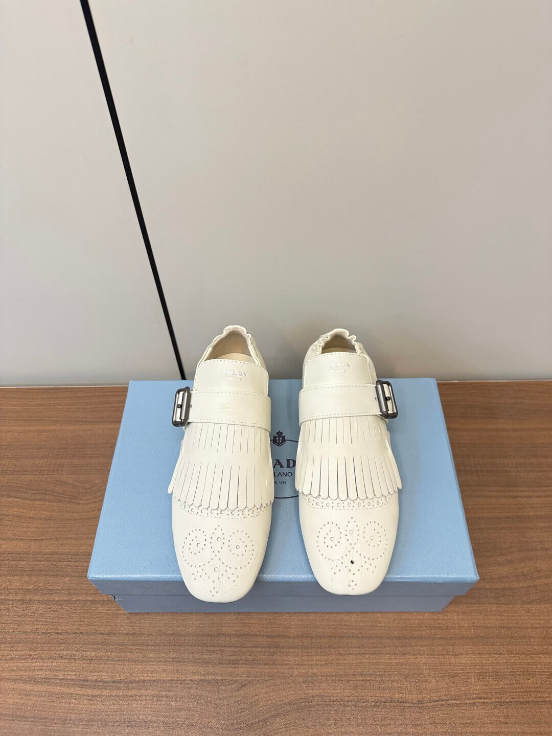 Prada туфлі