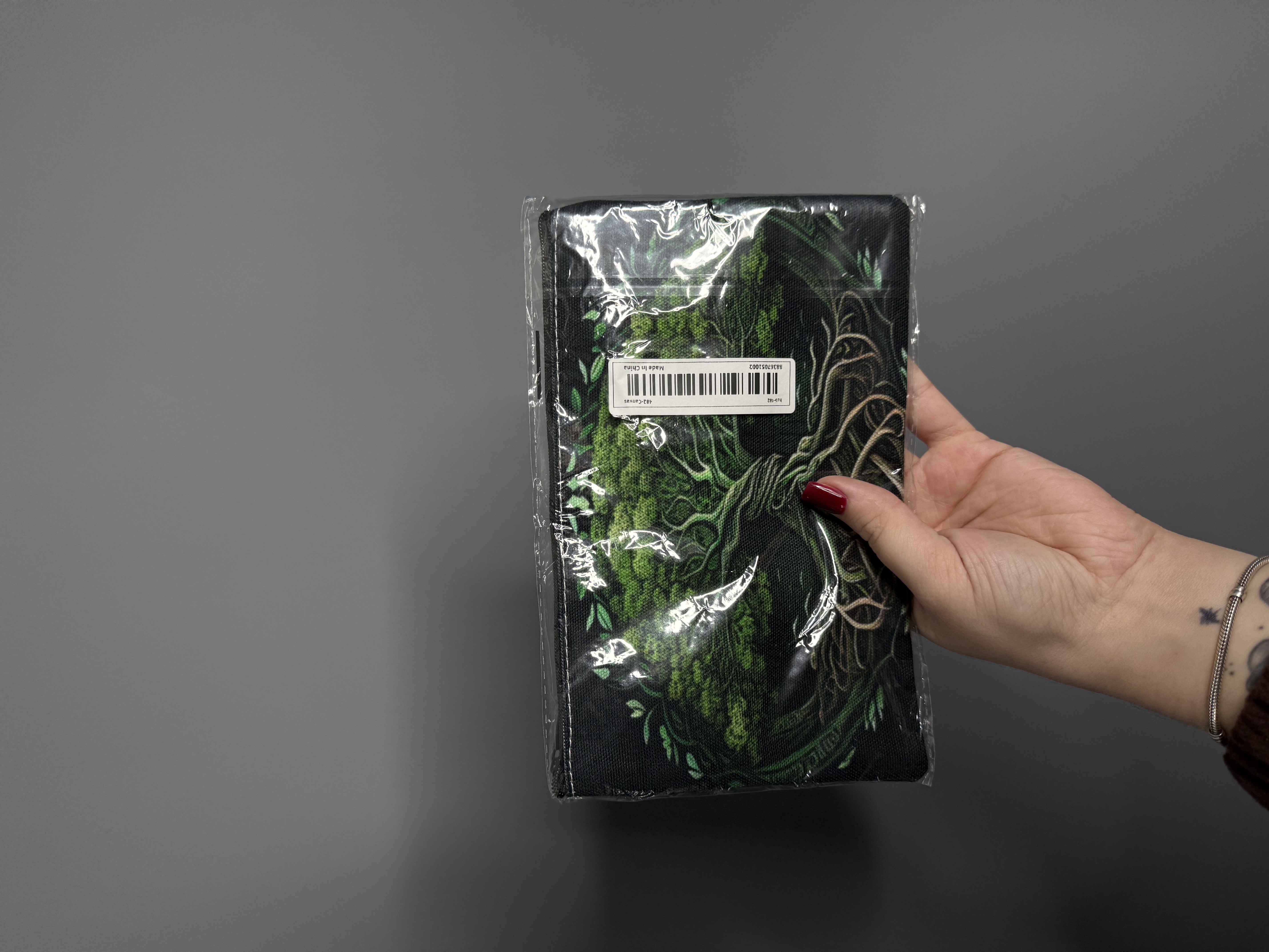 Косметички для зберігання езотеричних атрибутів