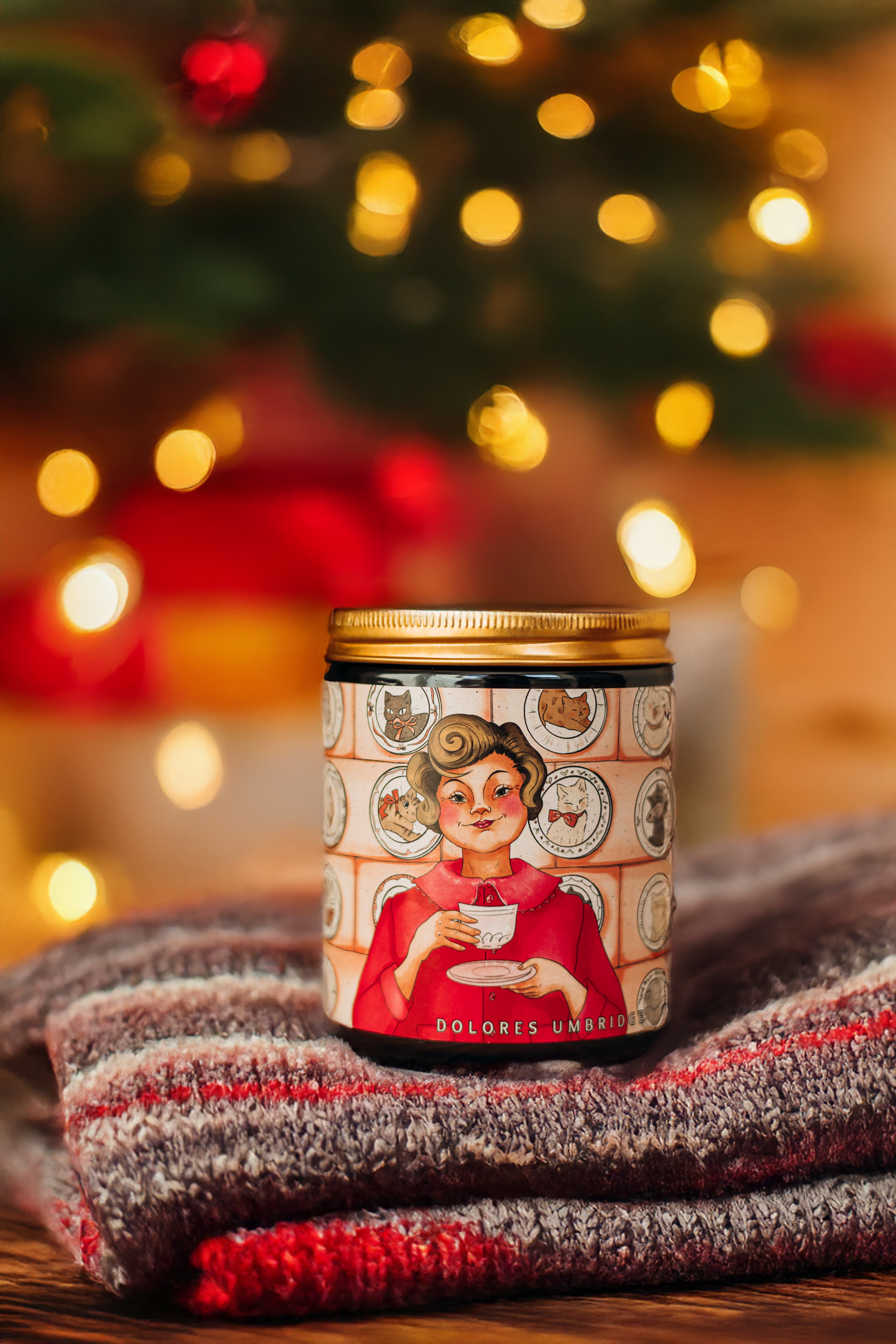 Свічка "Долорес"