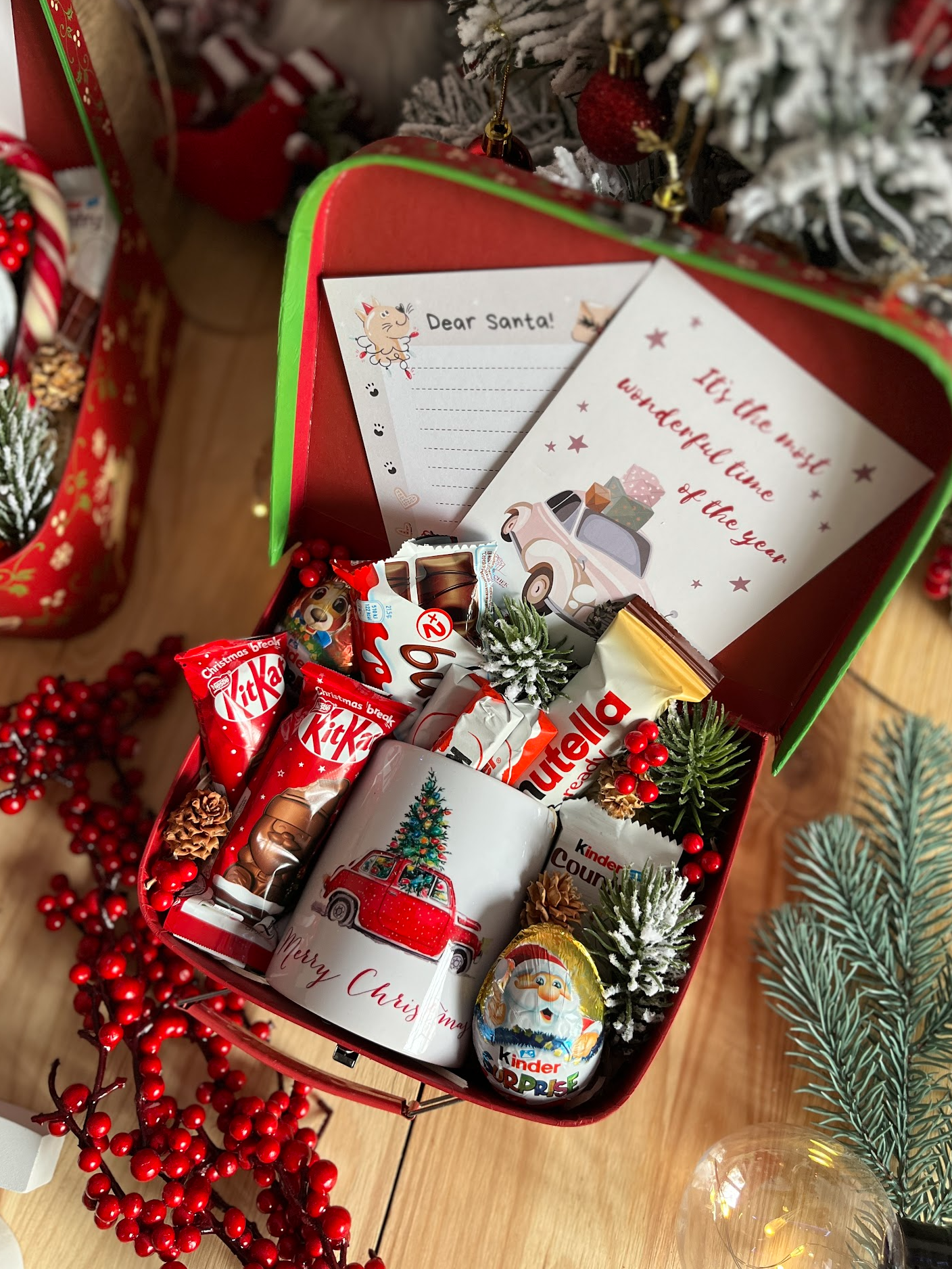 Подарунковий бокс "Маленька Новорічна Скриня"