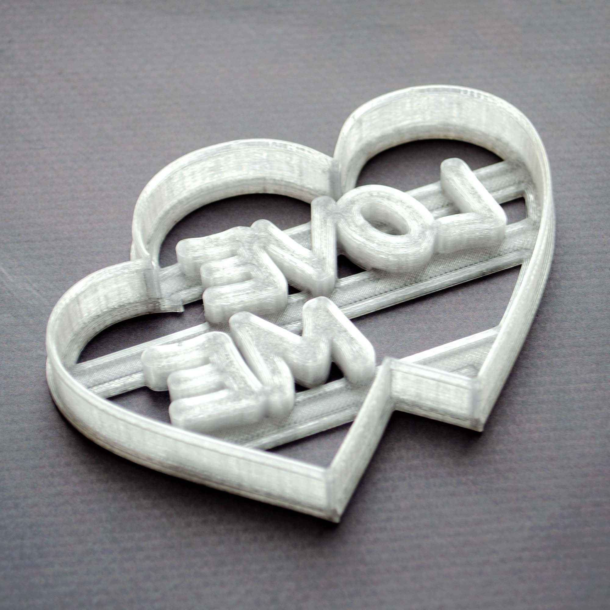 Пластикова вирубка (форма, каттер) для пряників і печива Love Me, 10х8 см