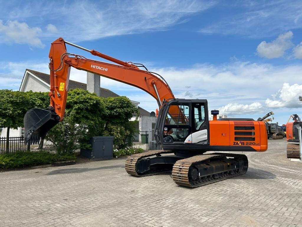 Екскаватор гусеничний hitachi zx200 | 2020 рік | 3 700 мотогодин